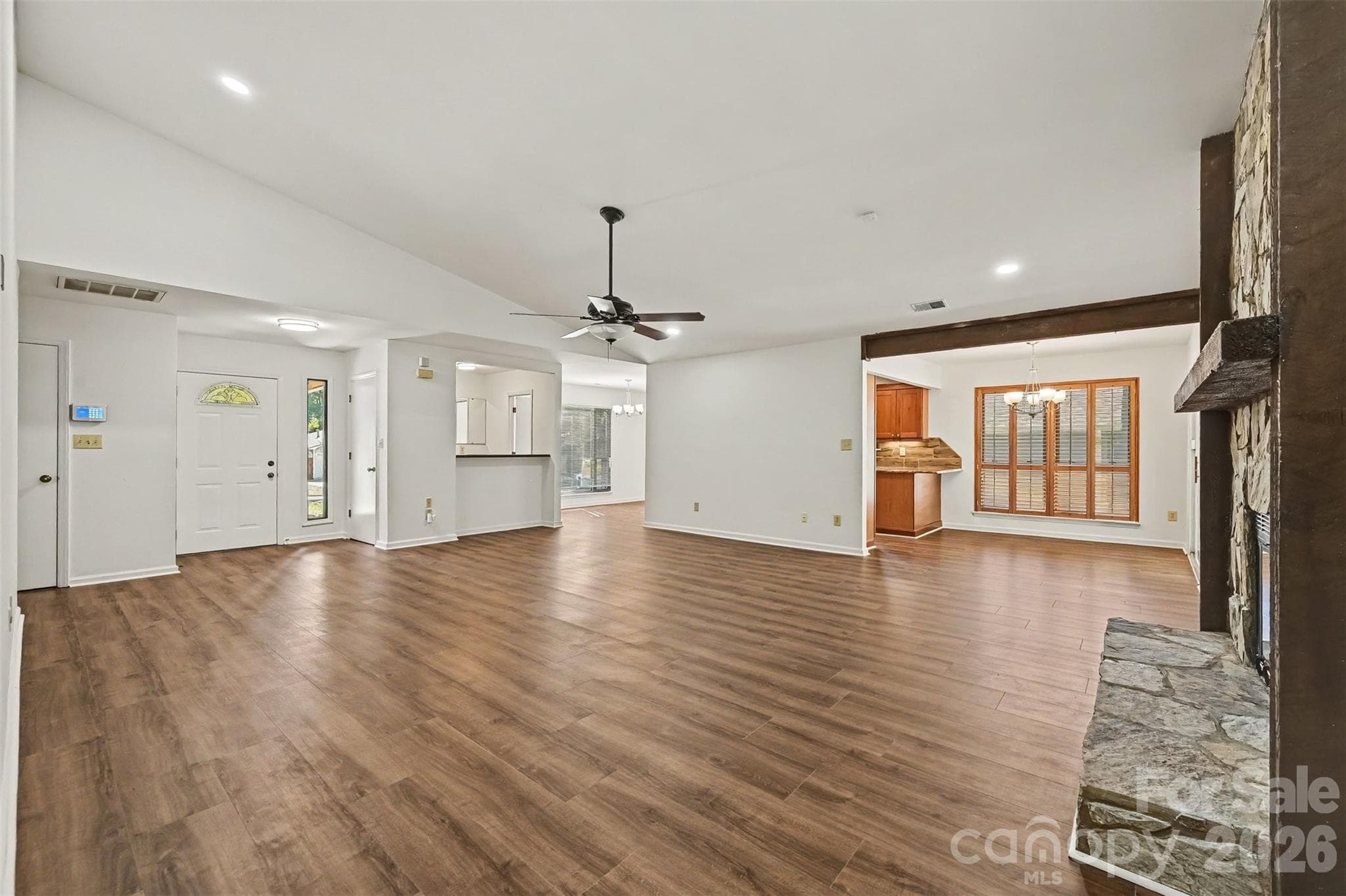 Single Family Residence at 10225 Atchinson Drive, Mint Hill, photo 7 of 38