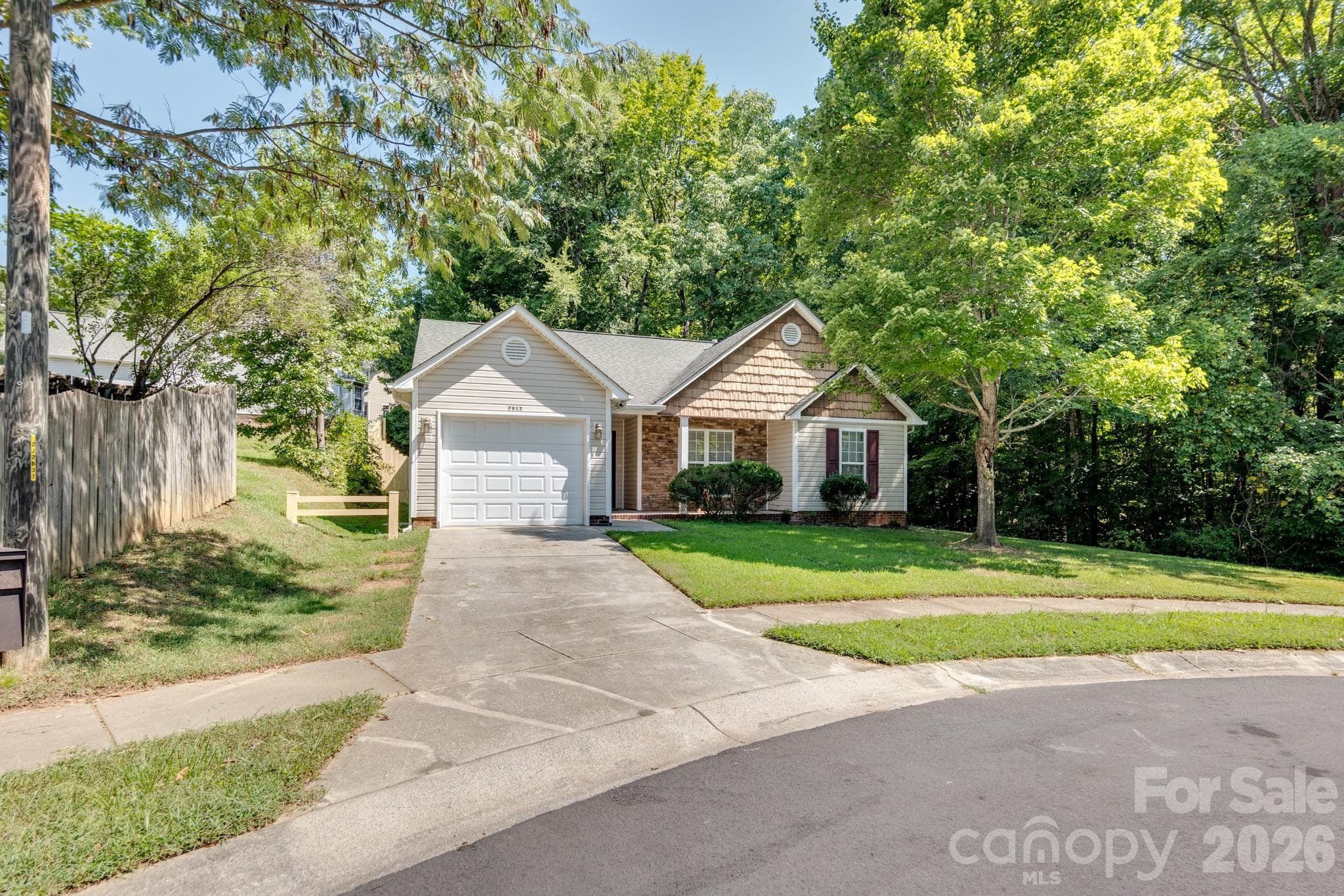 Single Family Residence at 7917 Pebbleridge Drive, Charlotte, photo 37 of 37
