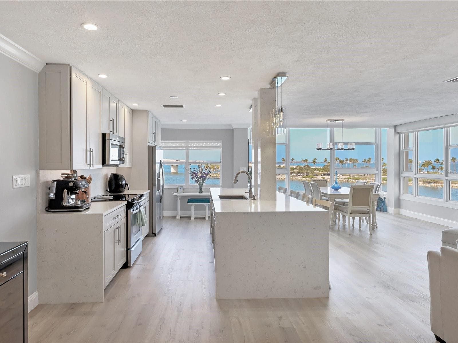 Condominium at 226 GOLDEN GATE PT #44, SARASOTA, photo 8 of 65