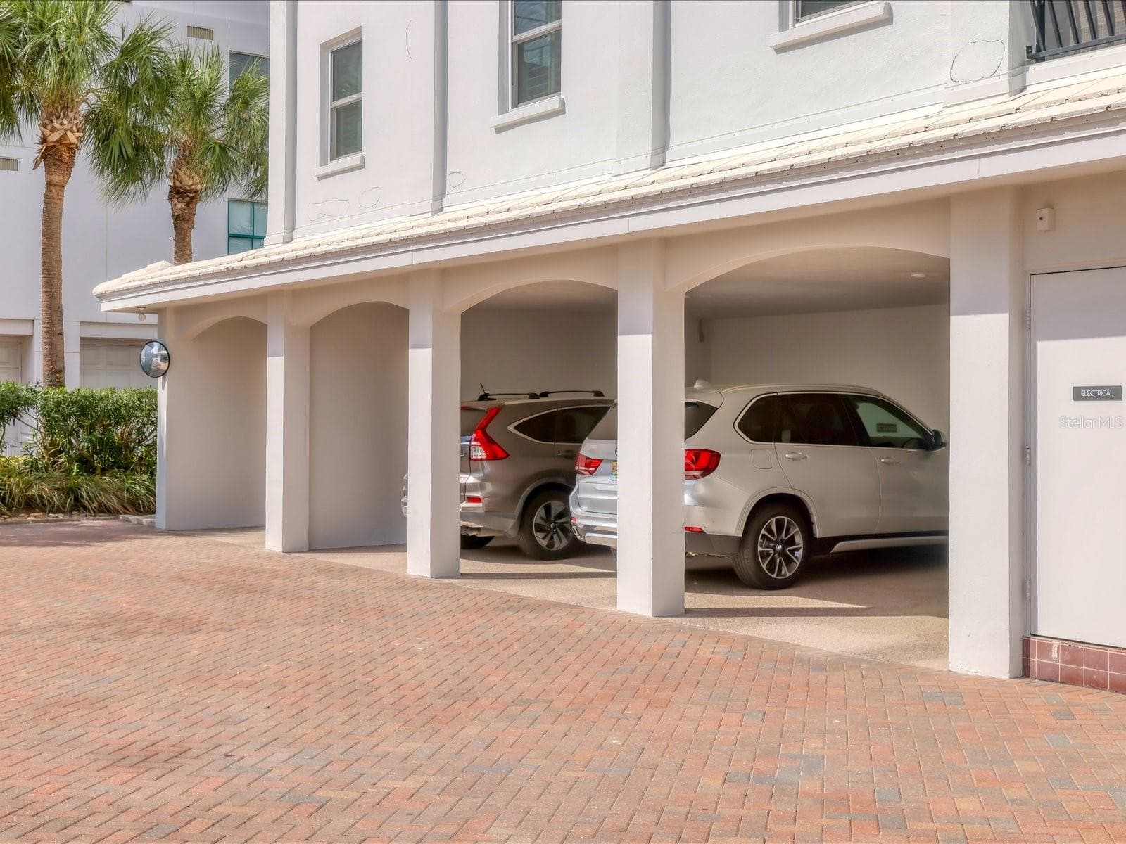 Condominium at 226 GOLDEN GATE PT #44, SARASOTA, photo 16 of 65