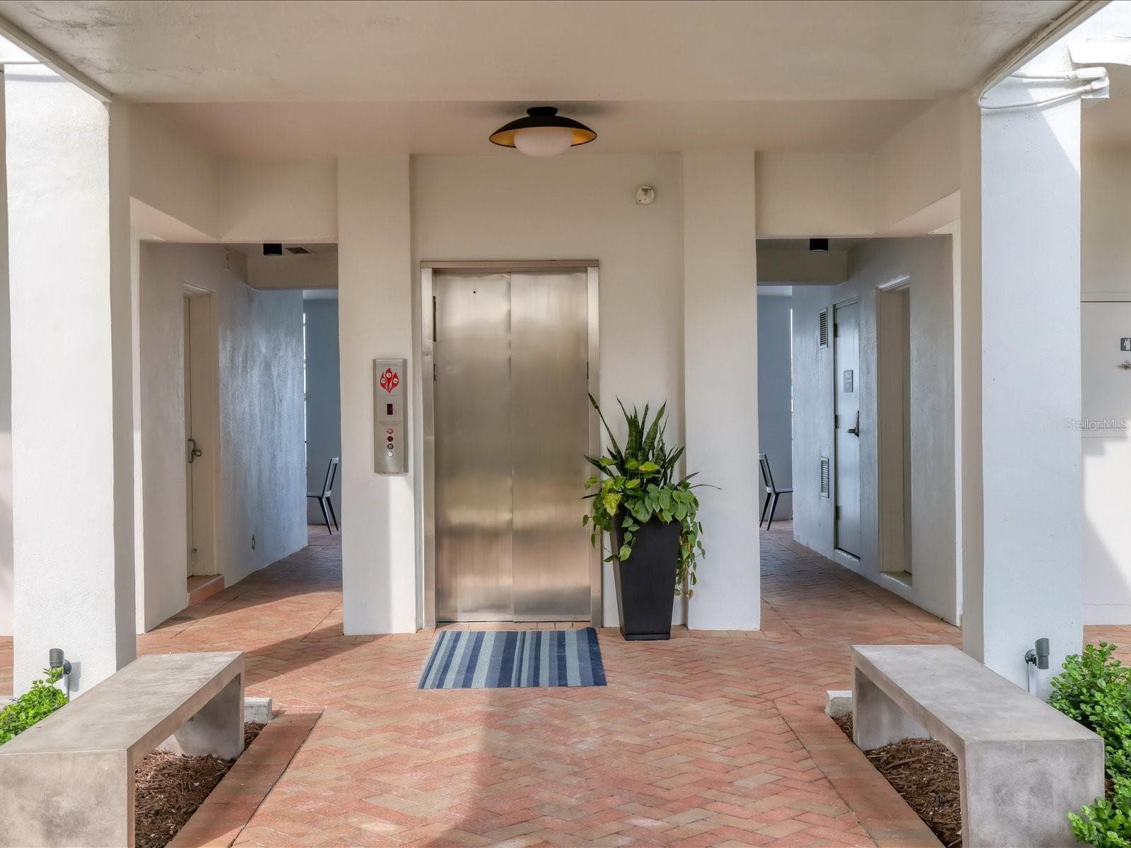 Condominium at 226 GOLDEN GATE PT #44, SARASOTA, photo 22 of 65
