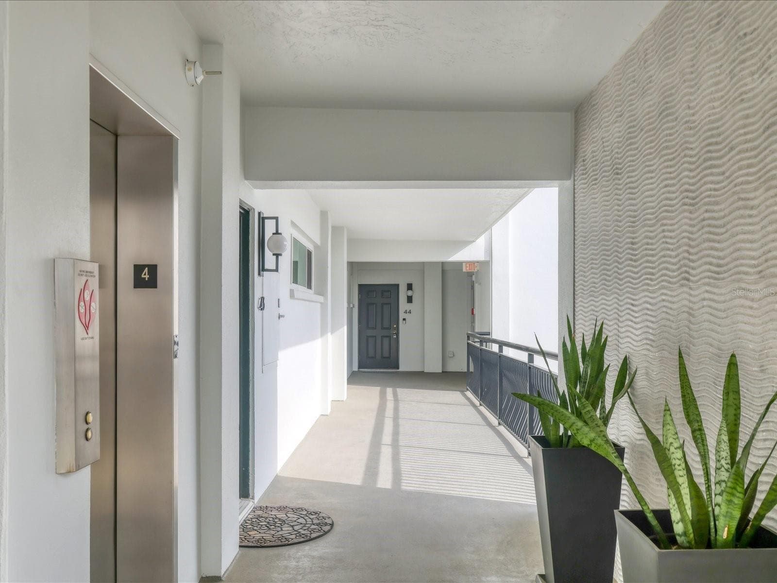 Condominium at 226 GOLDEN GATE PT #44, SARASOTA, photo 23 of 65