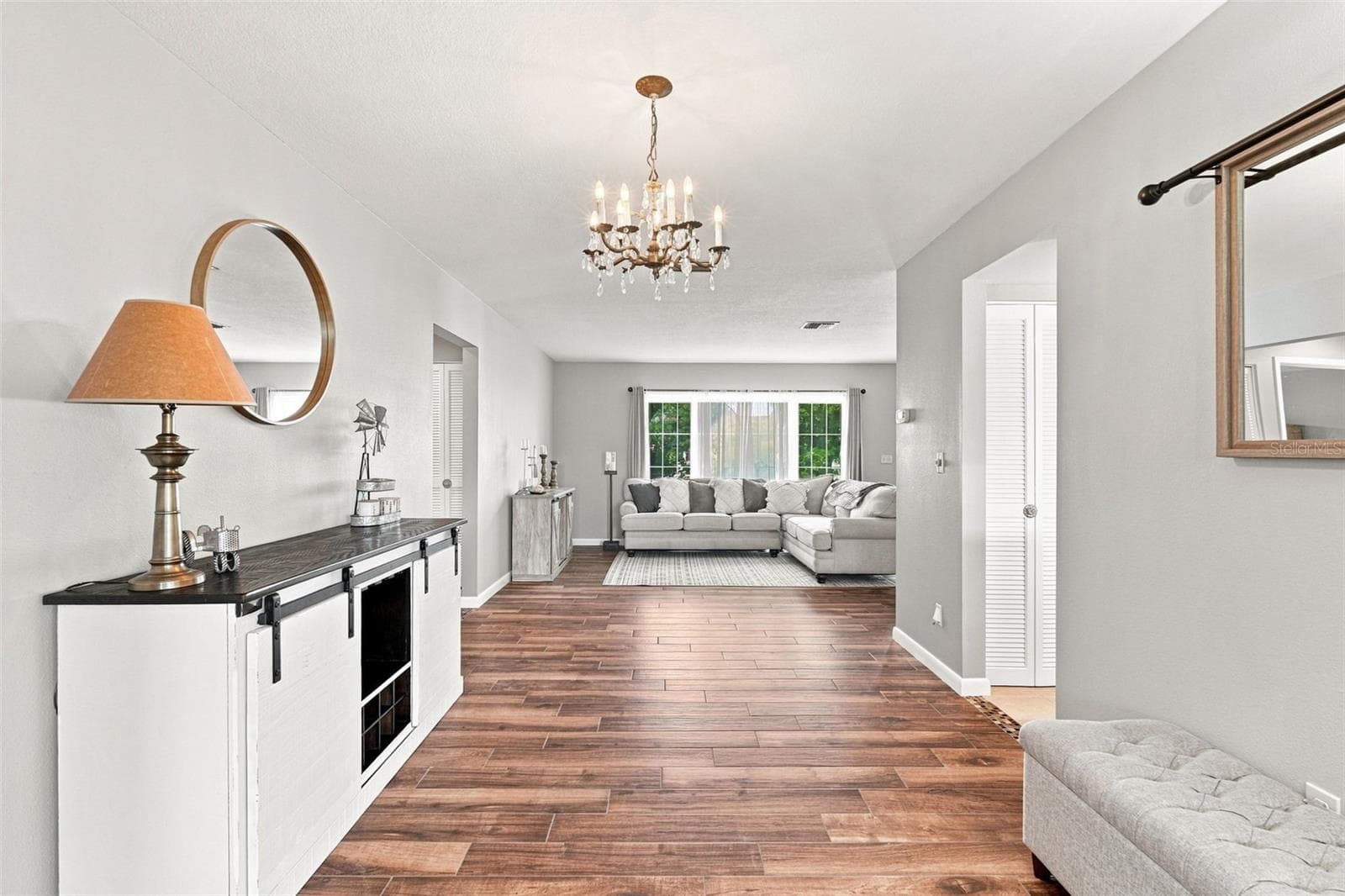 Additional Living Area with Bright Open Feel - 155 MORGAN LN SE, PORT CHARLOTTE