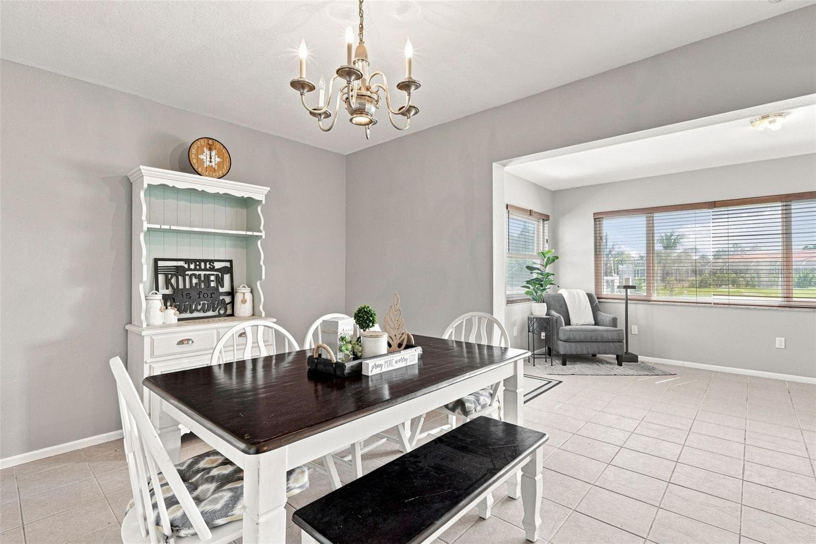 Inviting Dining Space Perfect for Everyday Meals - 155 MORGAN LN SE, PORT CHARLOTTE
