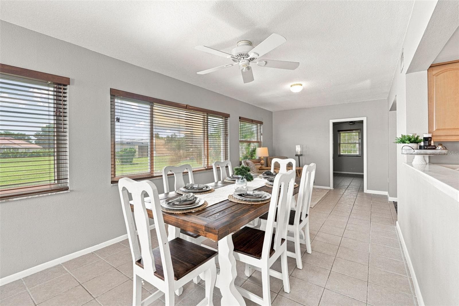 Expansive Florida Room with Large Windows - 155 MORGAN LN SE, PORT CHARLOTTE