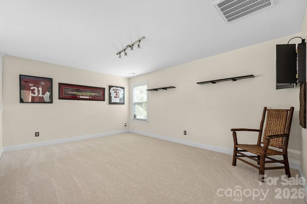 Single Family Residence at 6519 Olmsford Drive, Huntersville, photo 28 of 45
