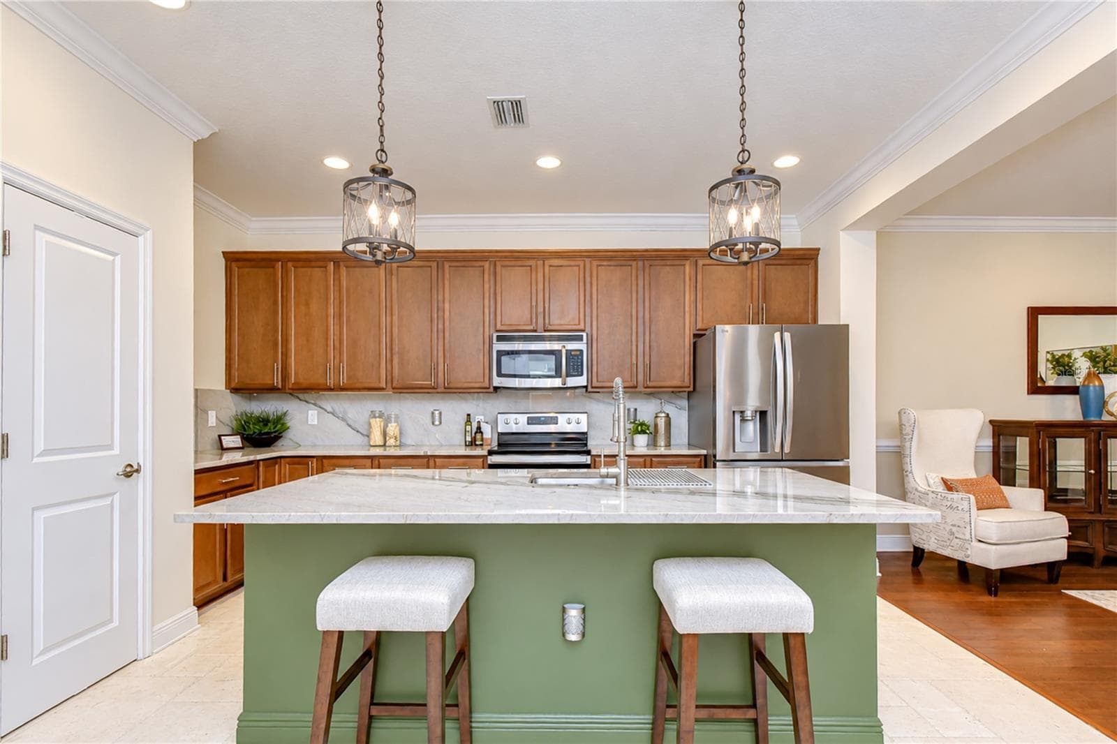 Villa at 6810 MUNCASTER CT, TAMPA, photo 19 of 84