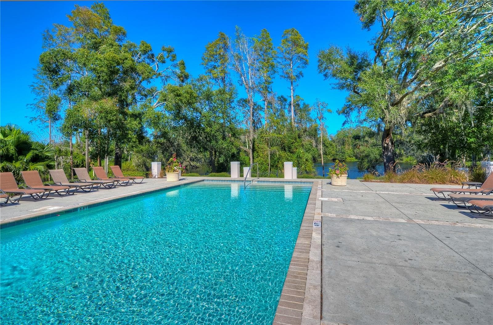 Villa at 6810 MUNCASTER CT, TAMPA, photo 79 of 84