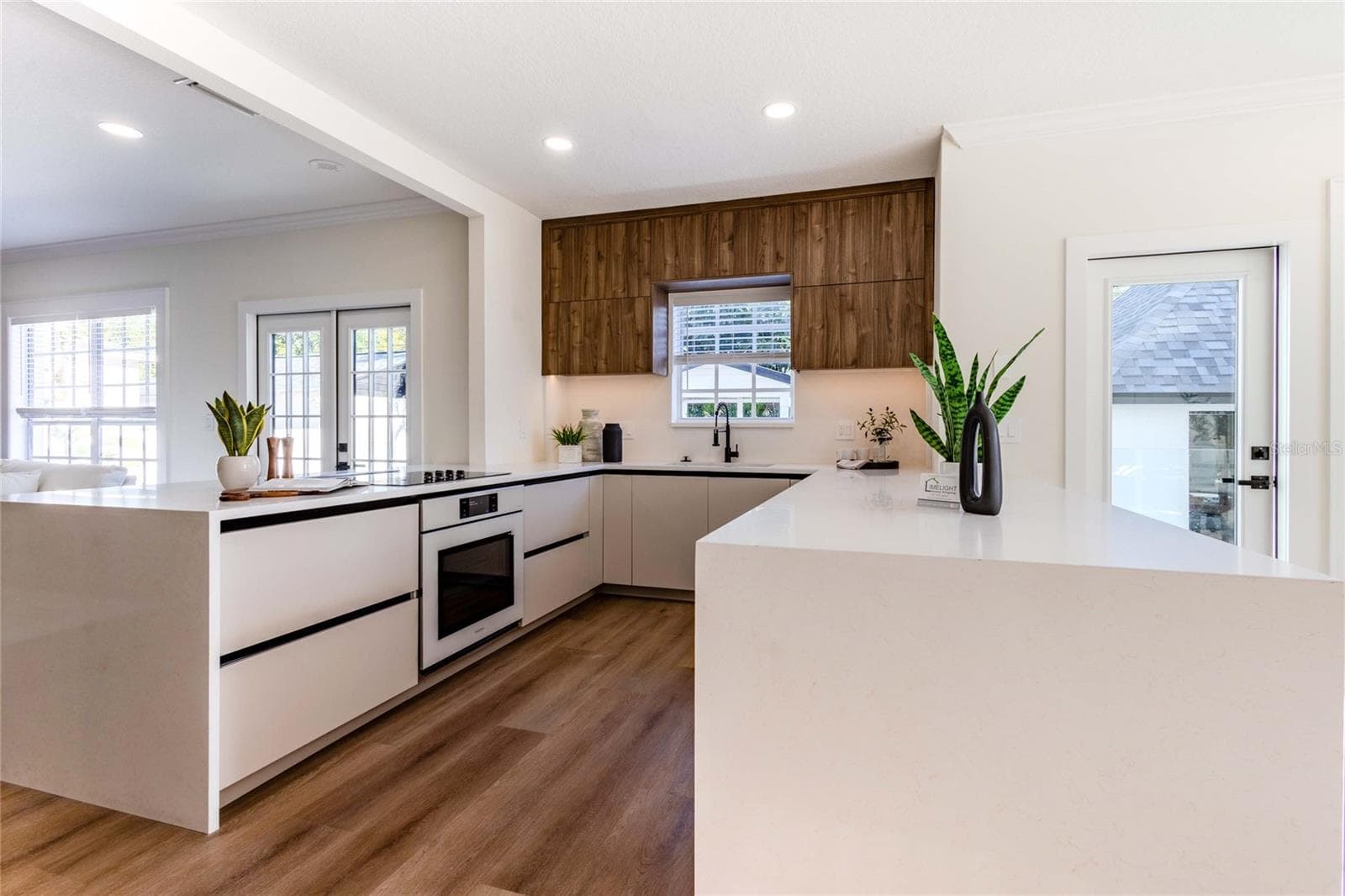 Kitchen - 2802 W MORRISON AVE, TAMPA