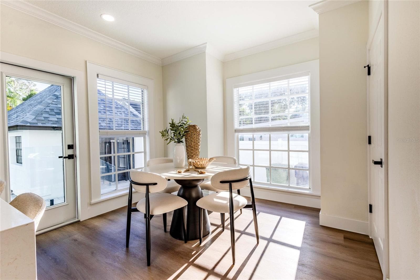 Breakfast Room - 2802 W MORRISON AVE, TAMPA