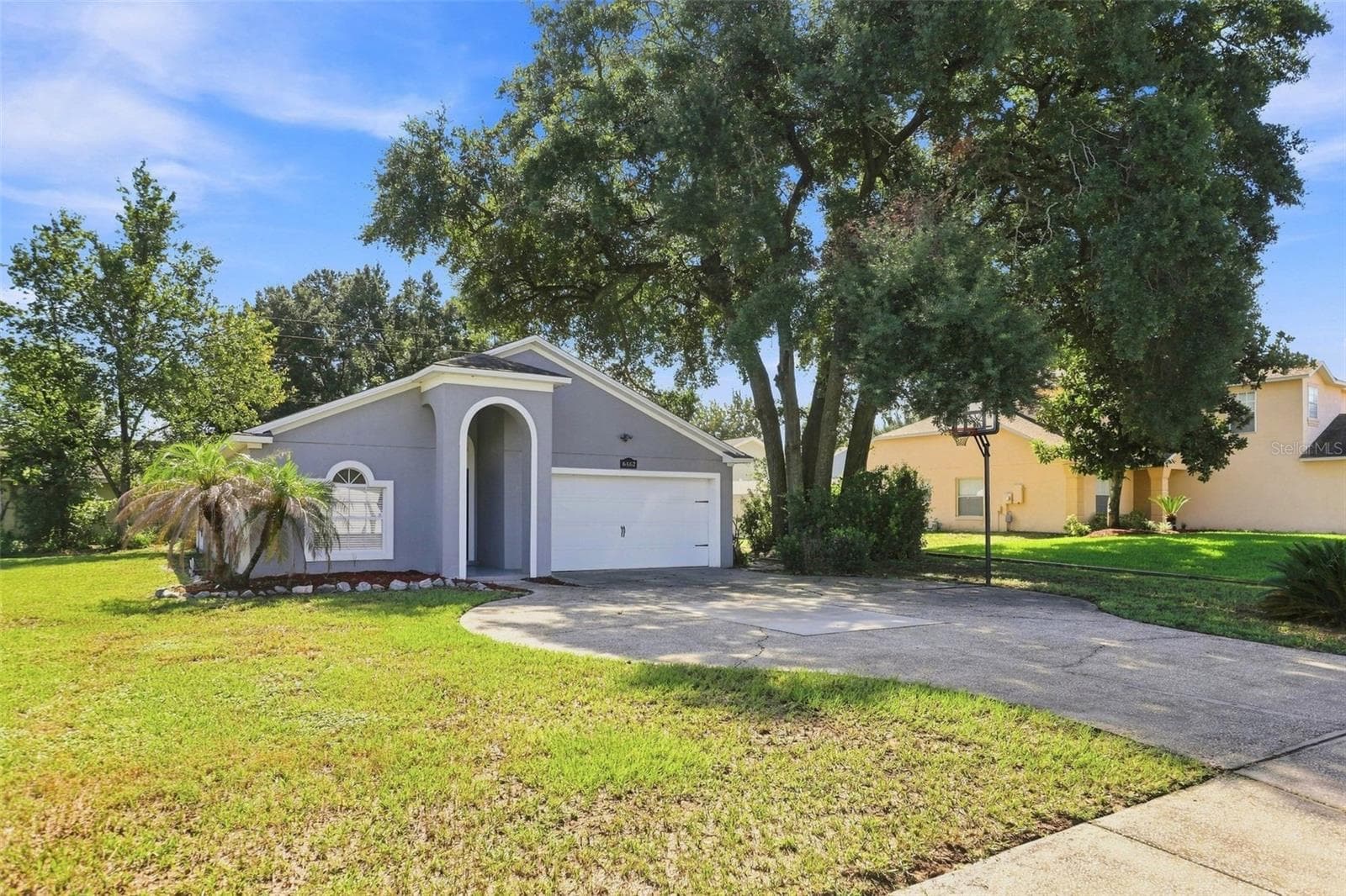 Single Family Residence at 6462 ROYAL TERN ST, ORLANDO, photo 3 of 23