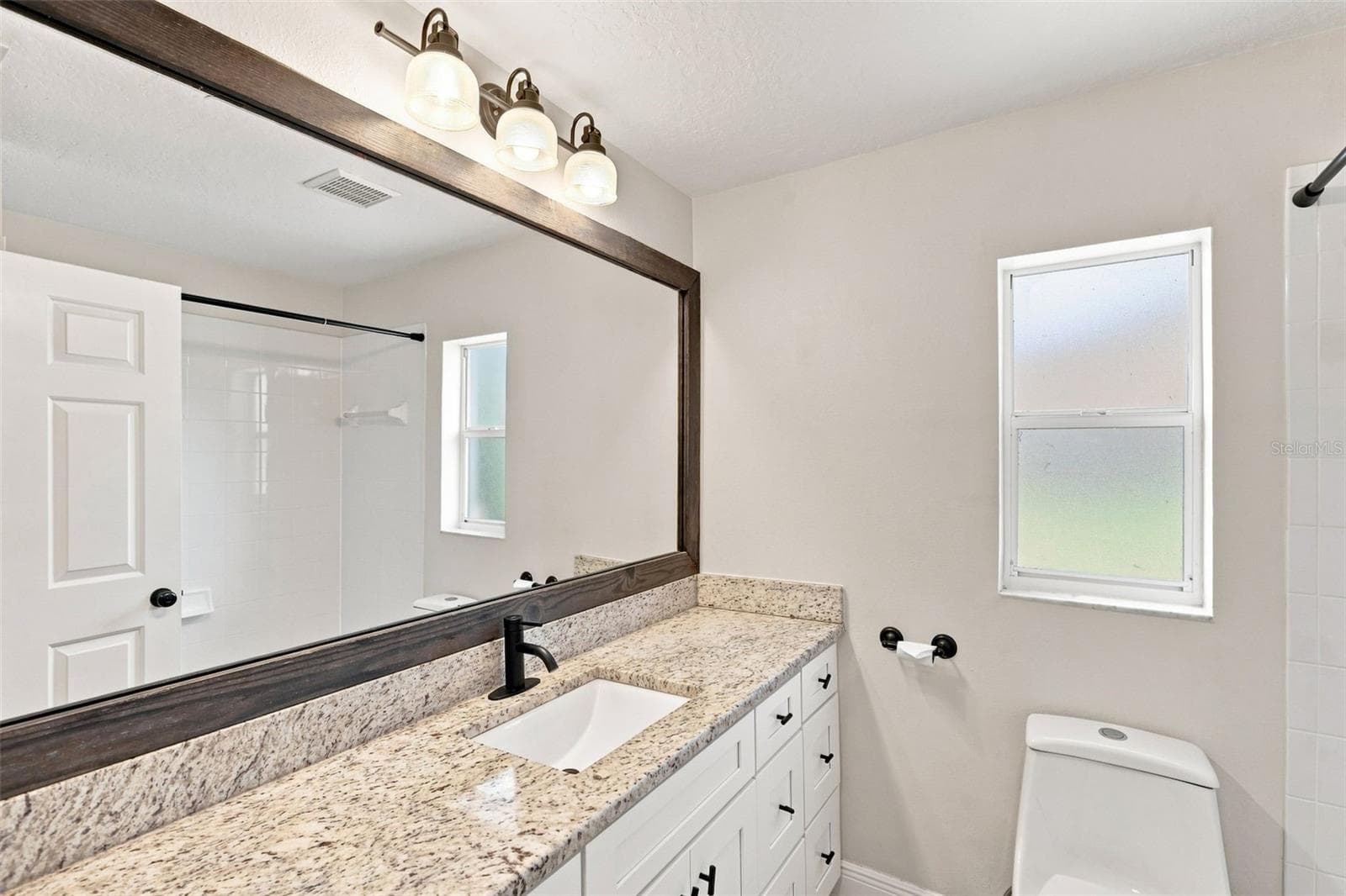 Single Family Residence at 6462 ROYAL TERN ST, ORLANDO, photo 17 of 23