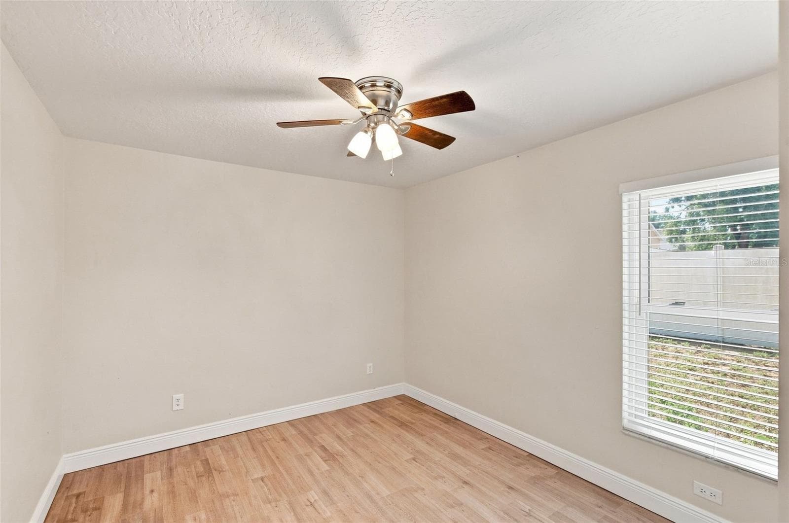 Single Family Residence at 6462 ROYAL TERN ST, ORLANDO, photo 18 of 23