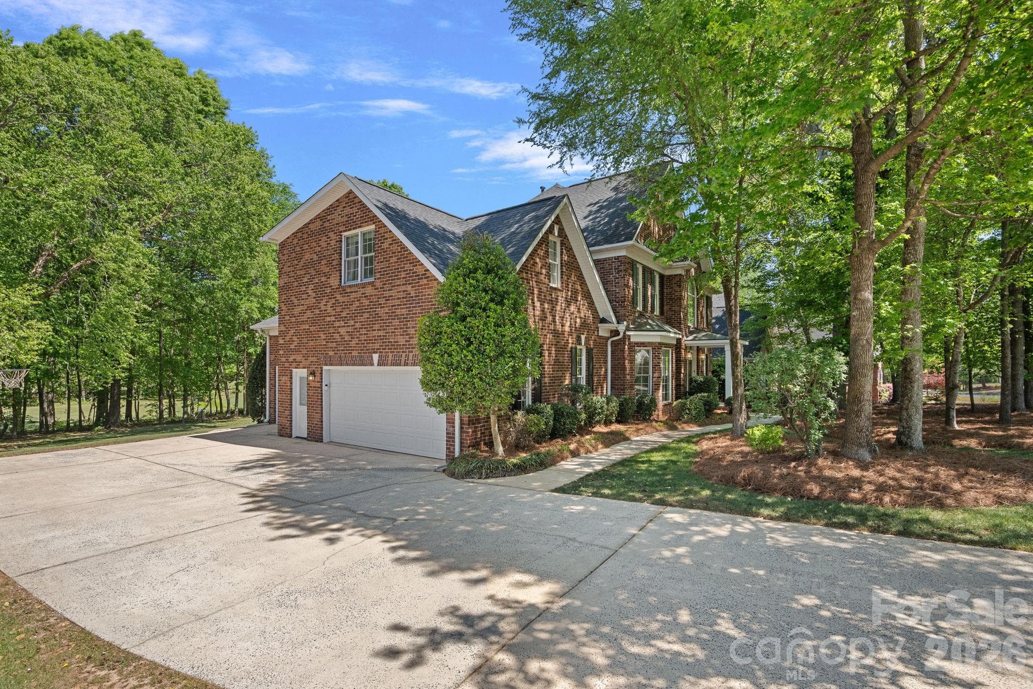 Single Family Residence at 2401 Flagstick Drive, Matthews, photo 33 of 41