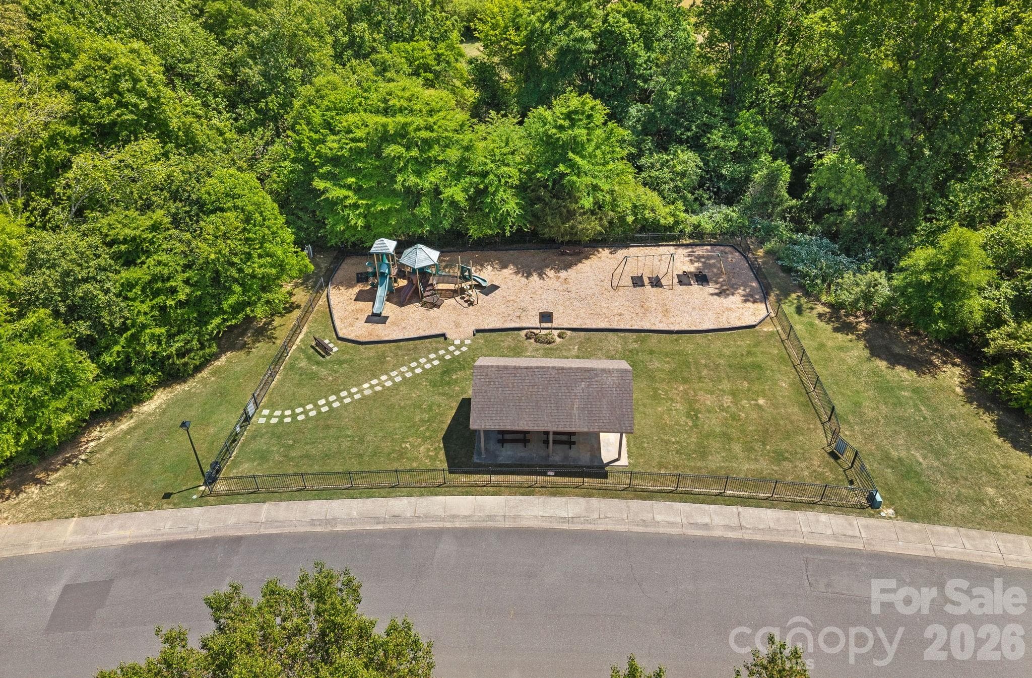 Single Family Residence at 2401 Flagstick Drive, Matthews, photo 40 of 41