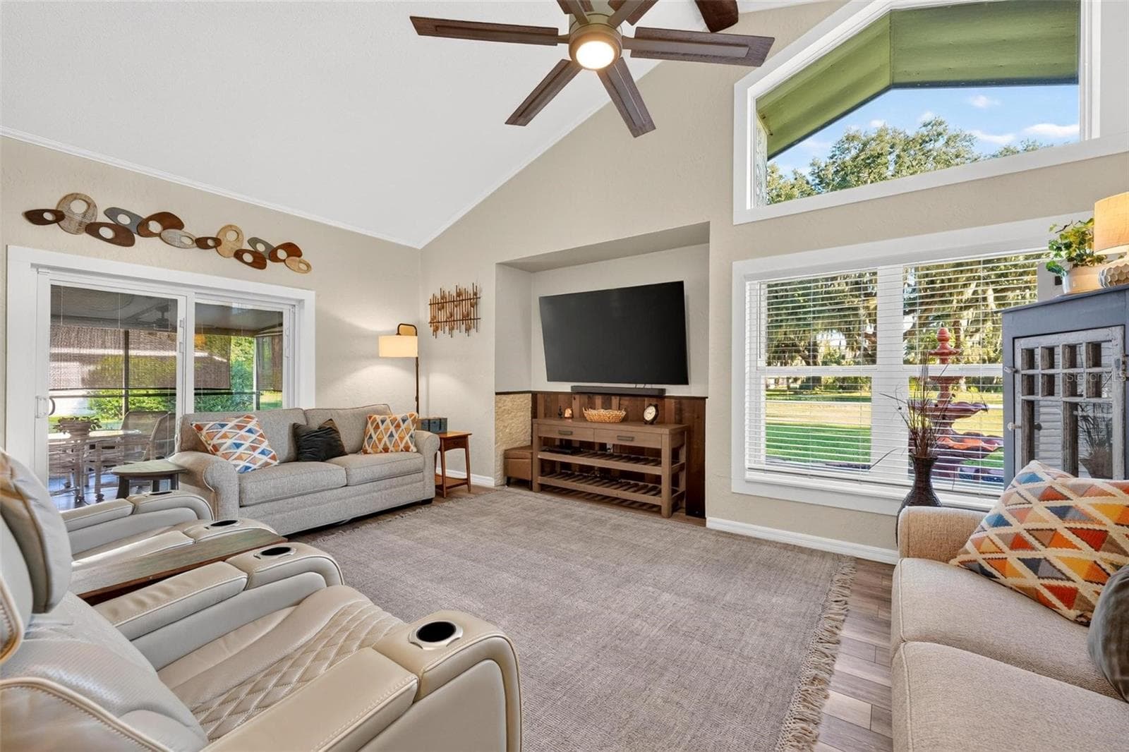 Single Family Residence at 8106 SPRING DR, YALAHA, photo 10 of 67