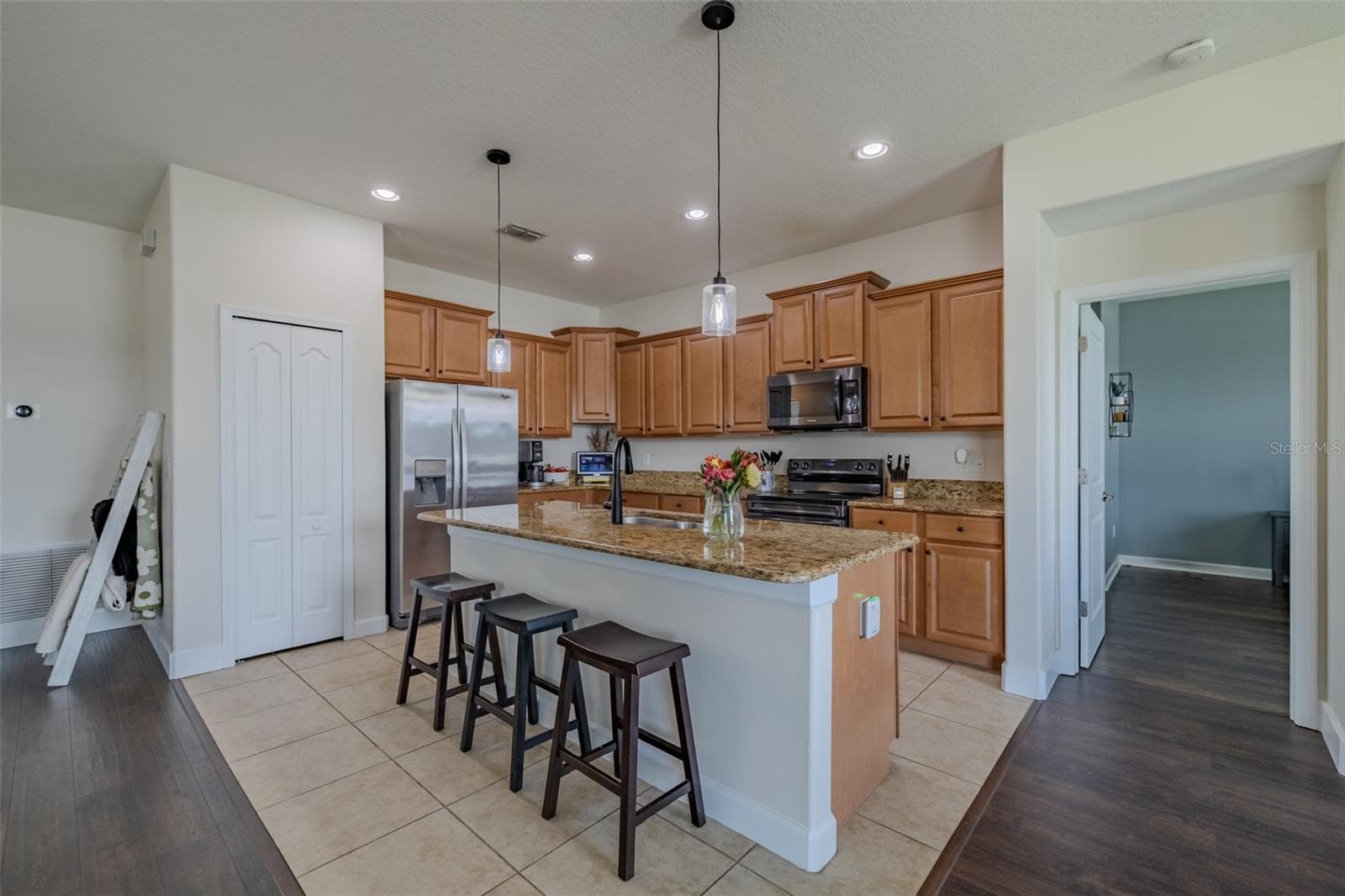 Single Family Residence at 11526 ASHTON FIELD, RIVERVIEW, photo 8 of 47