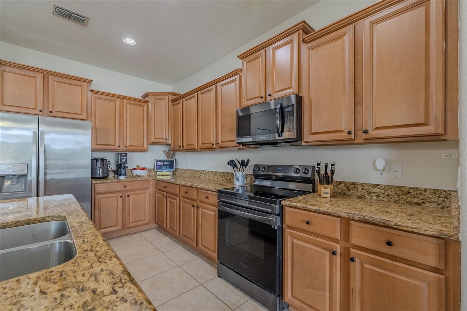 Single Family Residence at 11526 ASHTON FIELD, RIVERVIEW, photo 10 of 47