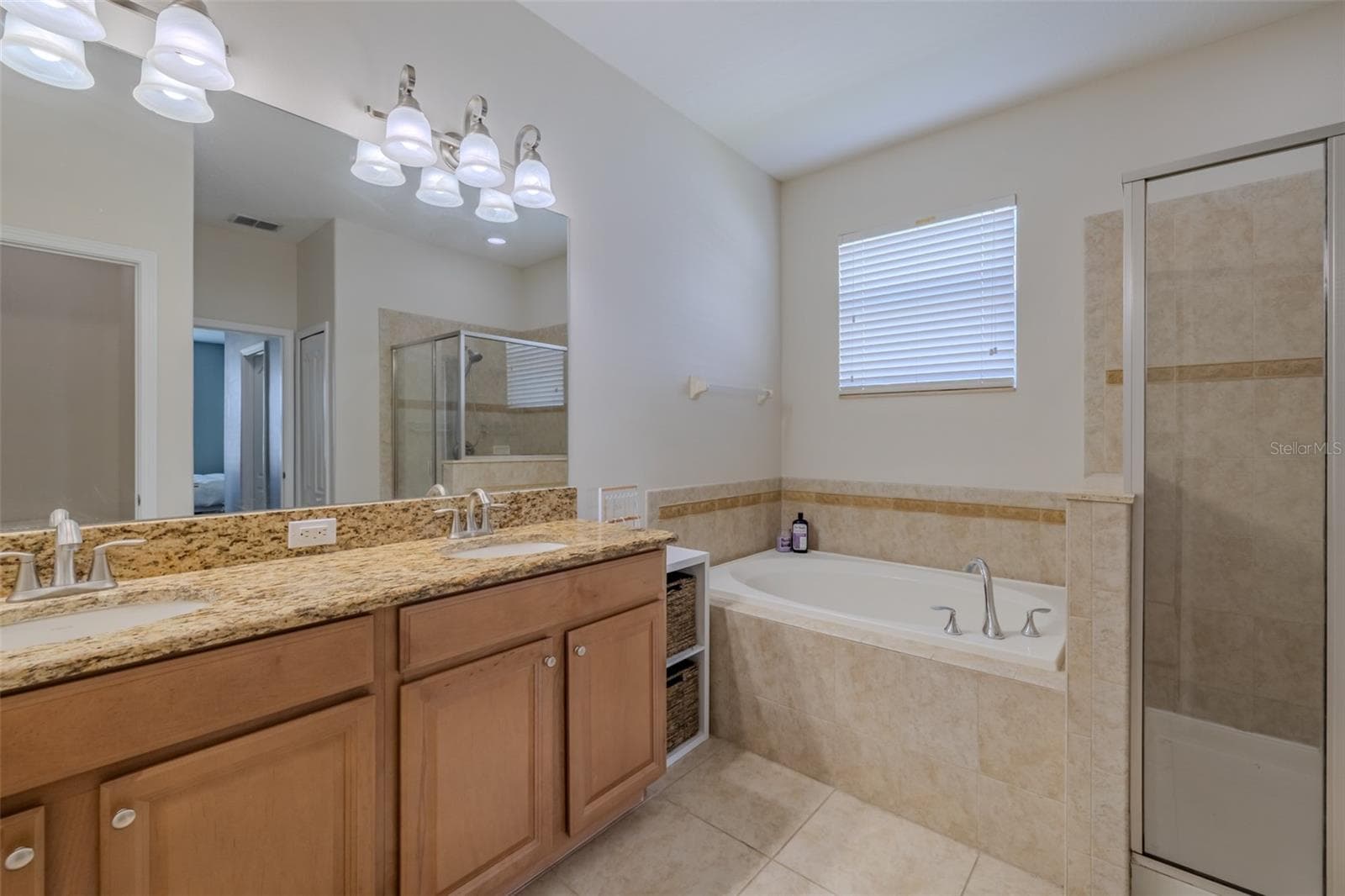 Single Family Residence at 11526 ASHTON FIELD, RIVERVIEW, photo 21 of 47