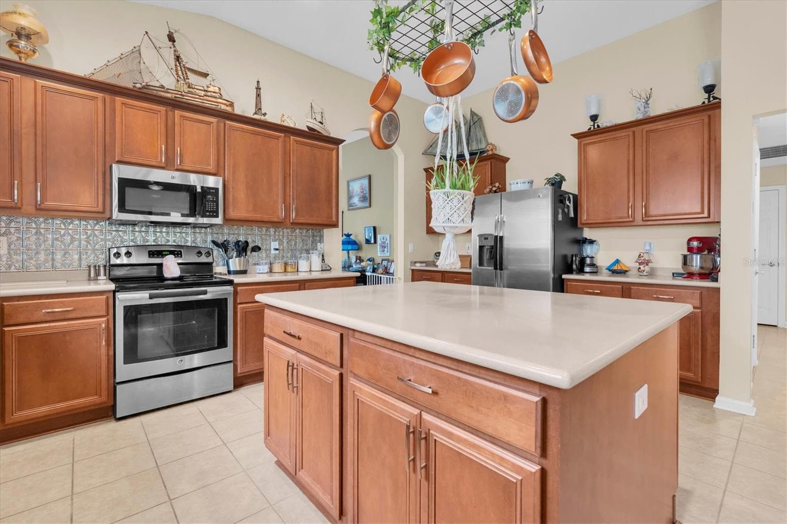 Single Family Residence at 13844 TRULL WAY, HUDSON, photo 17 of 53