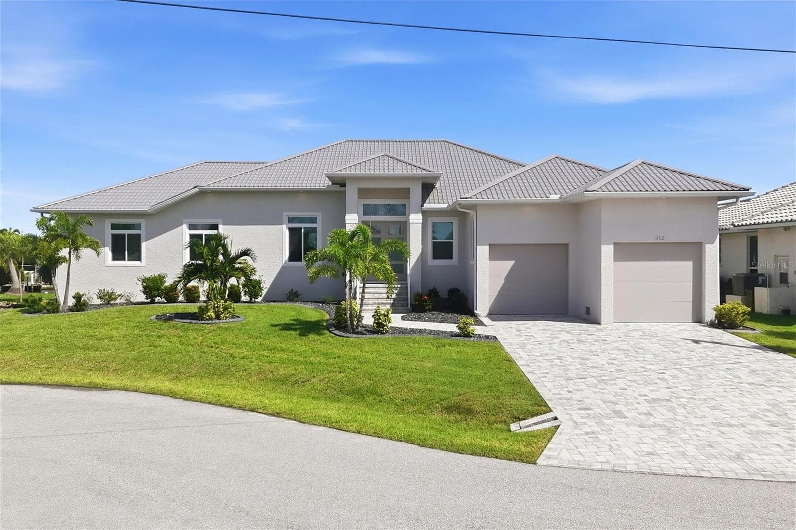 312 SEGOVIA DR