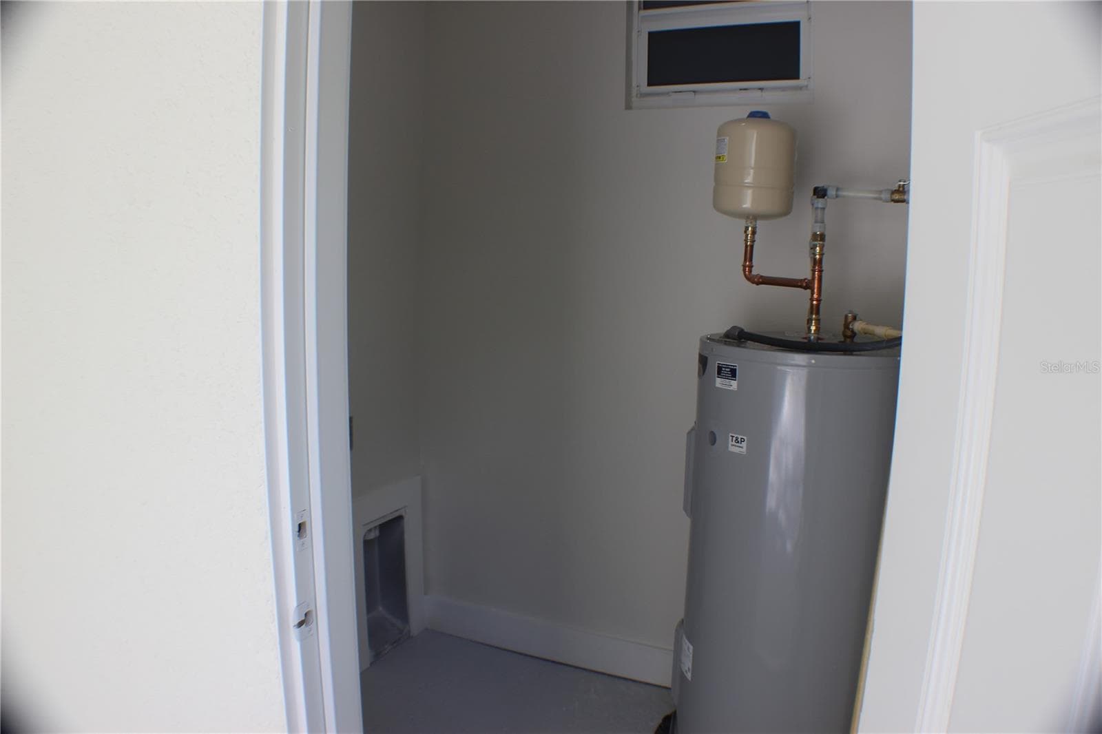 Laundry - 3712 N 36TH ST, TAMPA