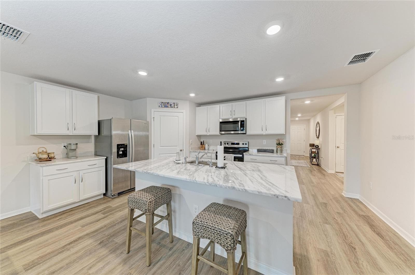 Single Family Residence at 12256 MOUNTAIN ISLAND TRL, PARRISH, photo 6 of 46