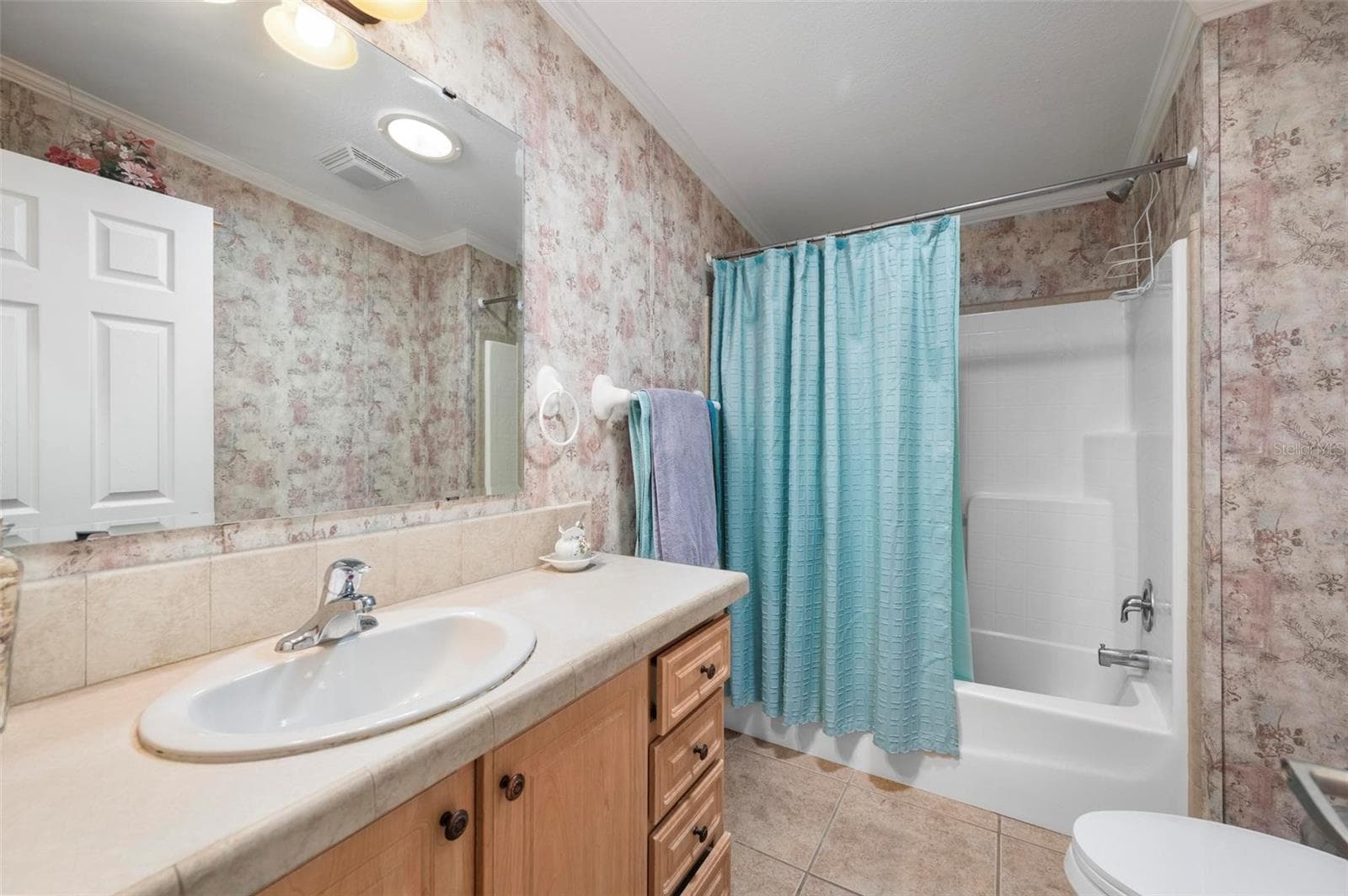 Second Bathroom - 1000 KINGS HWY #105, PORT CHARLOTTE