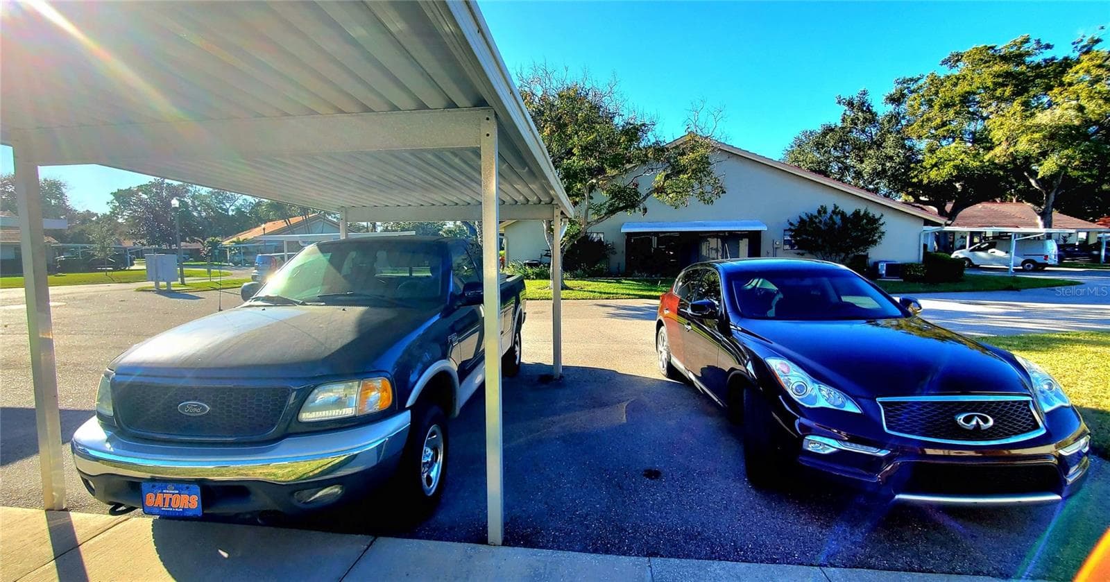 COVERED PARKING OUT YOUR DOOR - 2053 VILLA TER, CLEARWATER