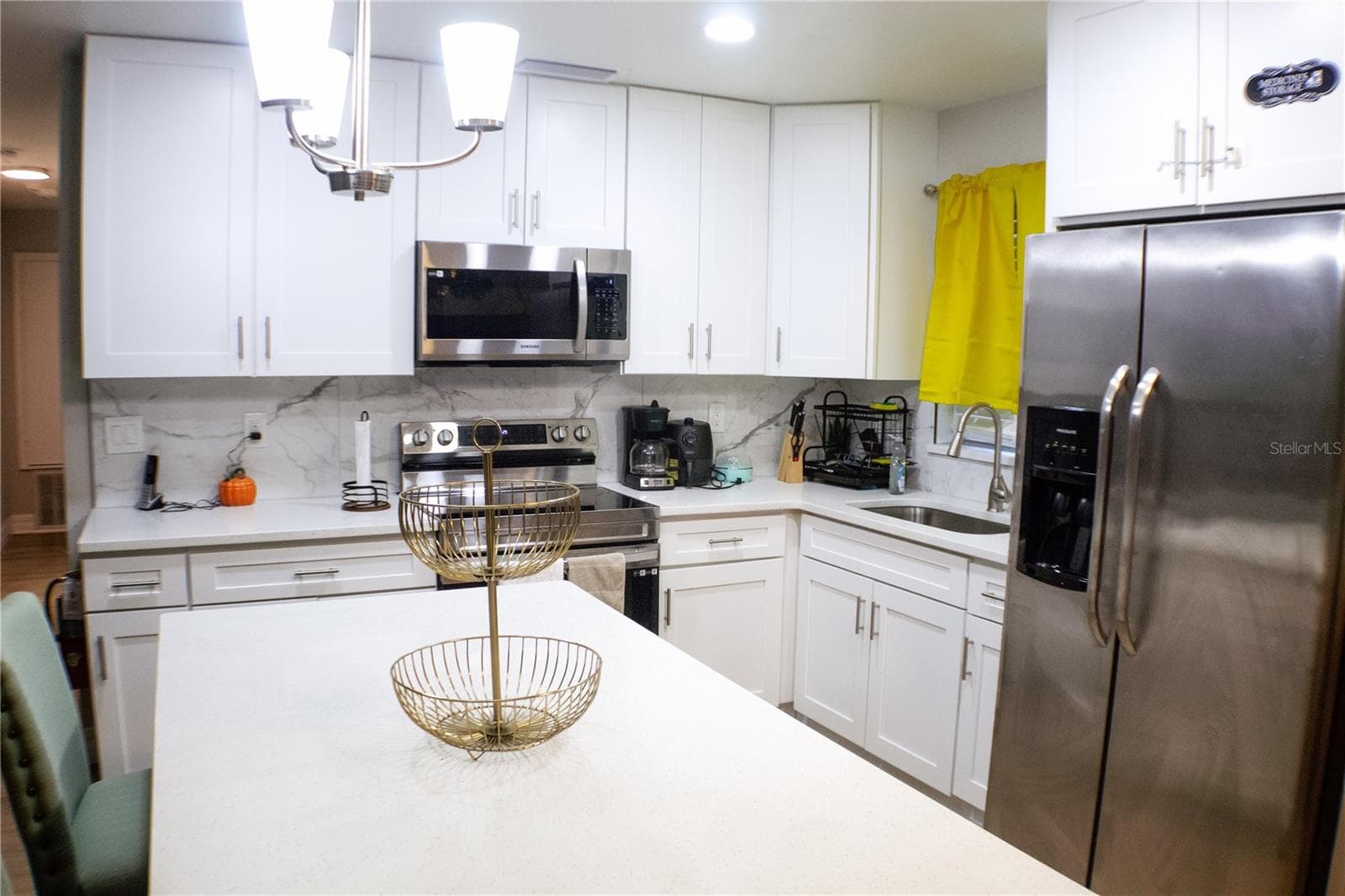 Single Family Residence at 6324 LORENZO AVE, ORLANDO, photo 6 of 14