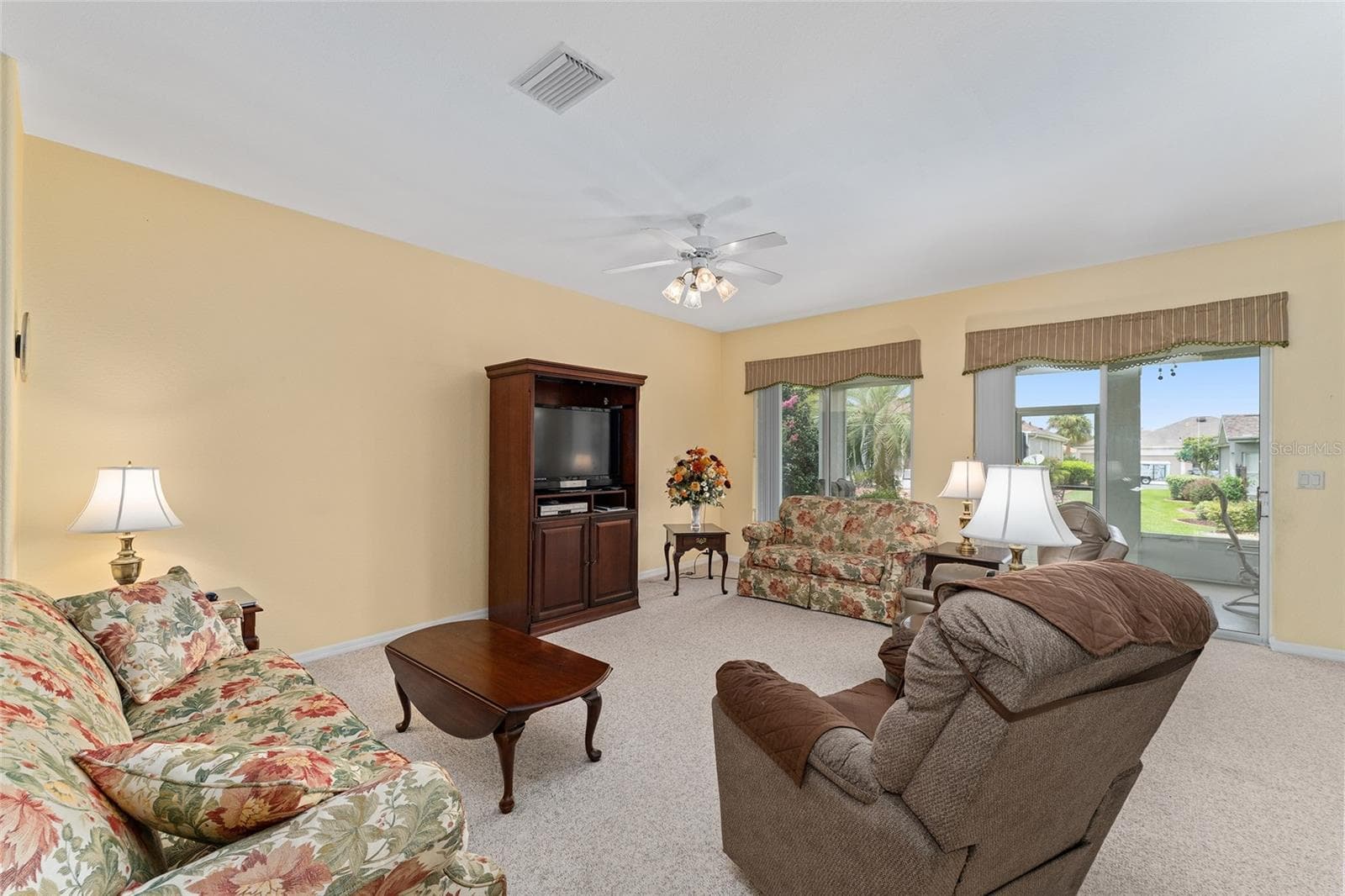 Living Room - 9588 SE 124TH LOOP, SUMMERFIELD