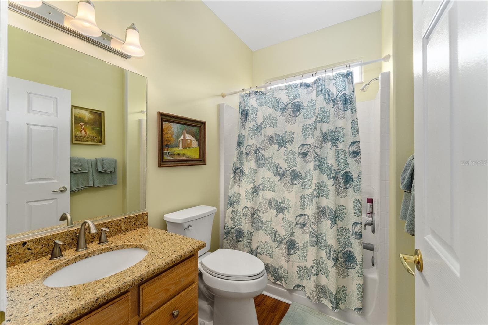 Guest Bathroom - 9588 SE 124TH LOOP, SUMMERFIELD