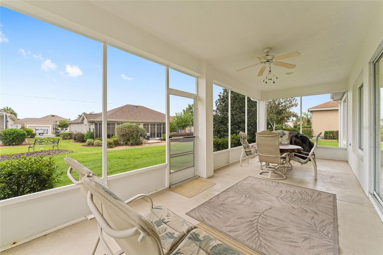 Lanai - 9588 SE 124TH LOOP, SUMMERFIELD