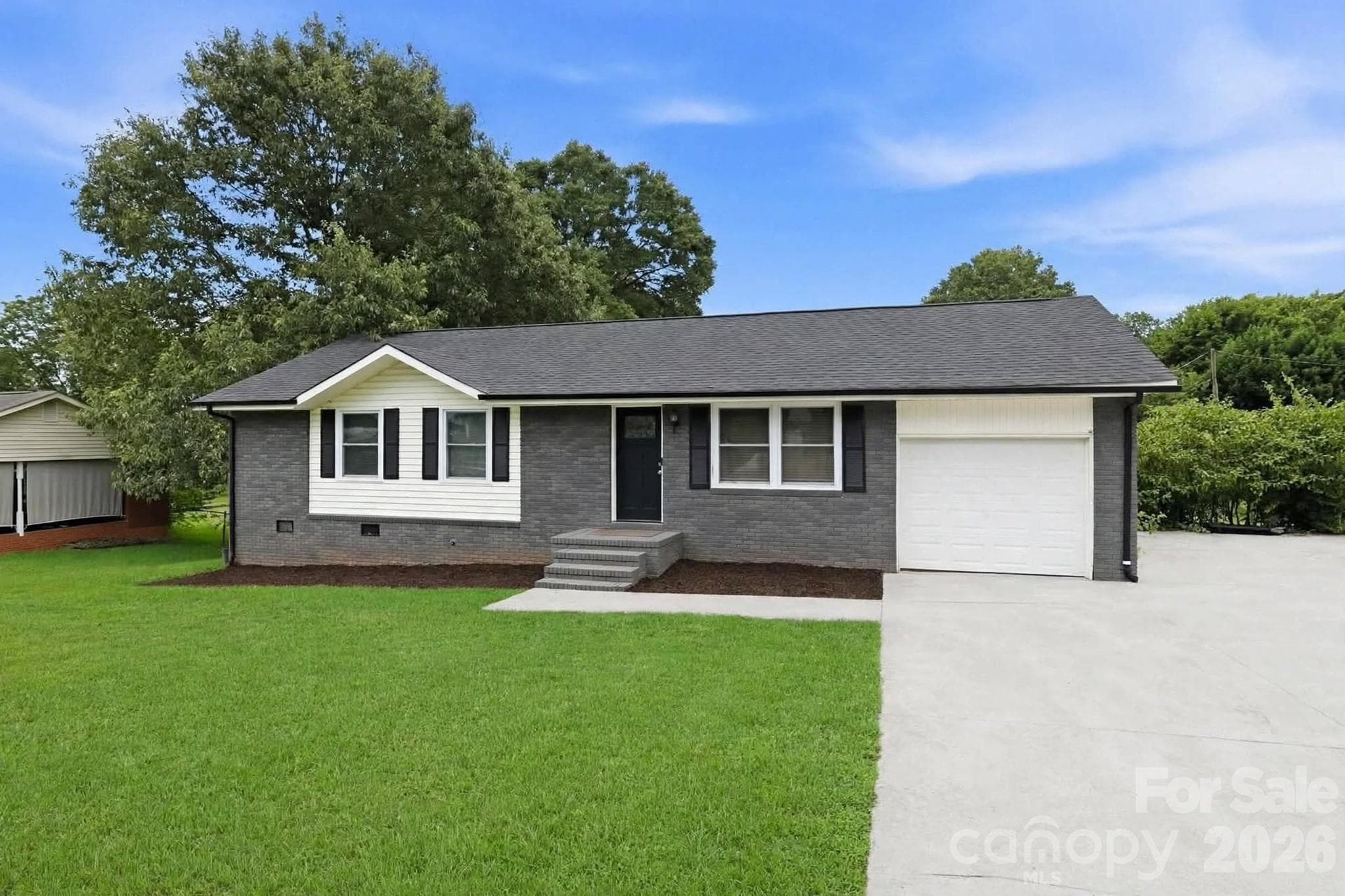 131 Midwood Lane