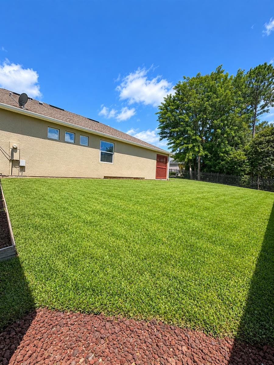 Single Family Residence at 2379 PICKFORD CIR, APOPKA, photo 25 of 33