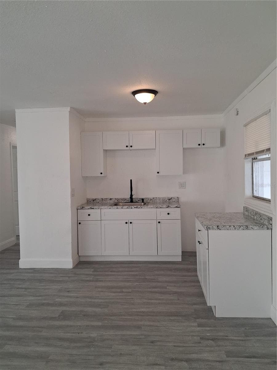 Single Family Residence at 7206 MANDARIN DR, ORLANDO, photo 7 of 26