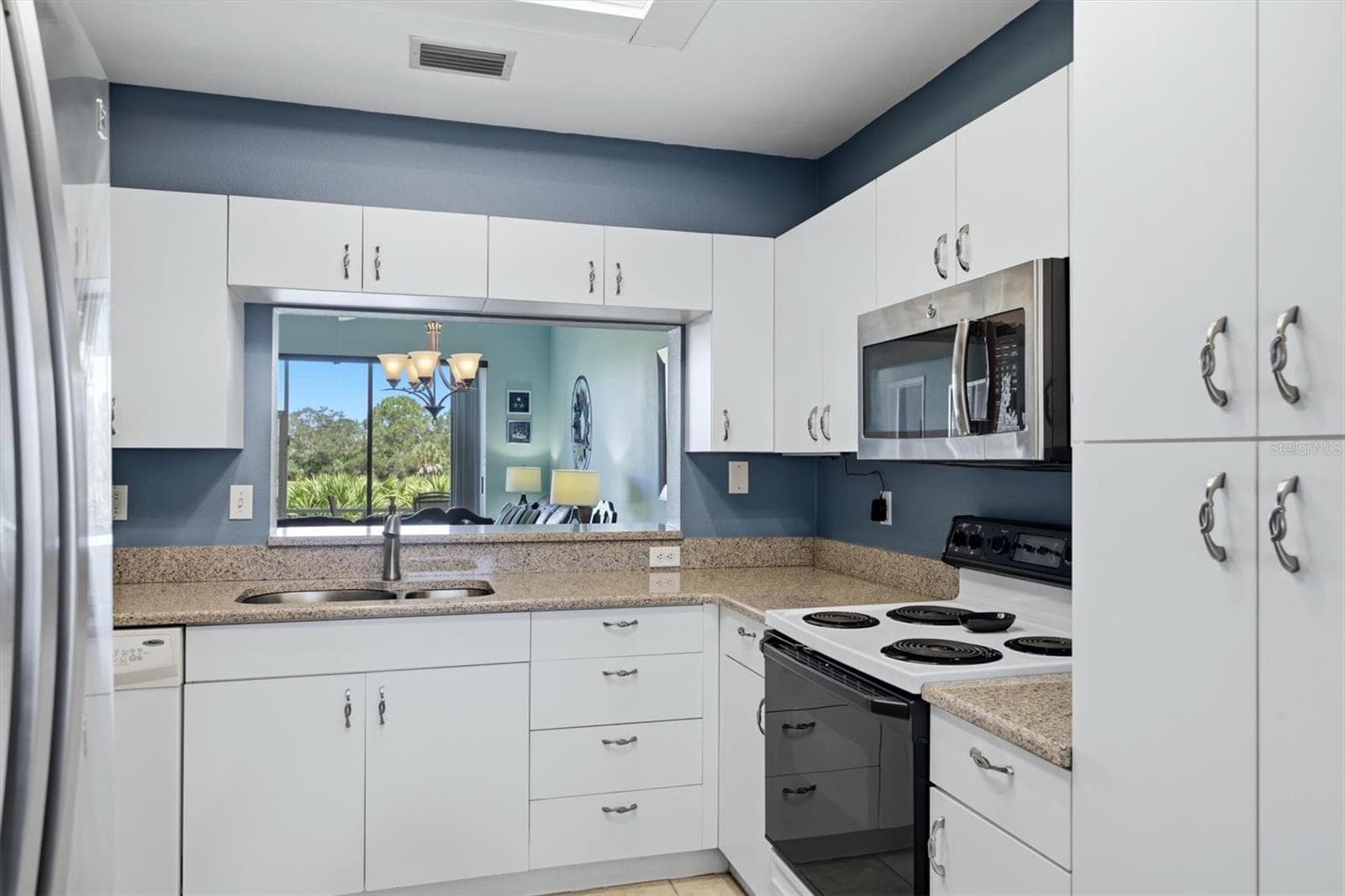 Condominium at 9610 CLUB SOUTH CIR #4107, SARASOTA, photo 21 of 70