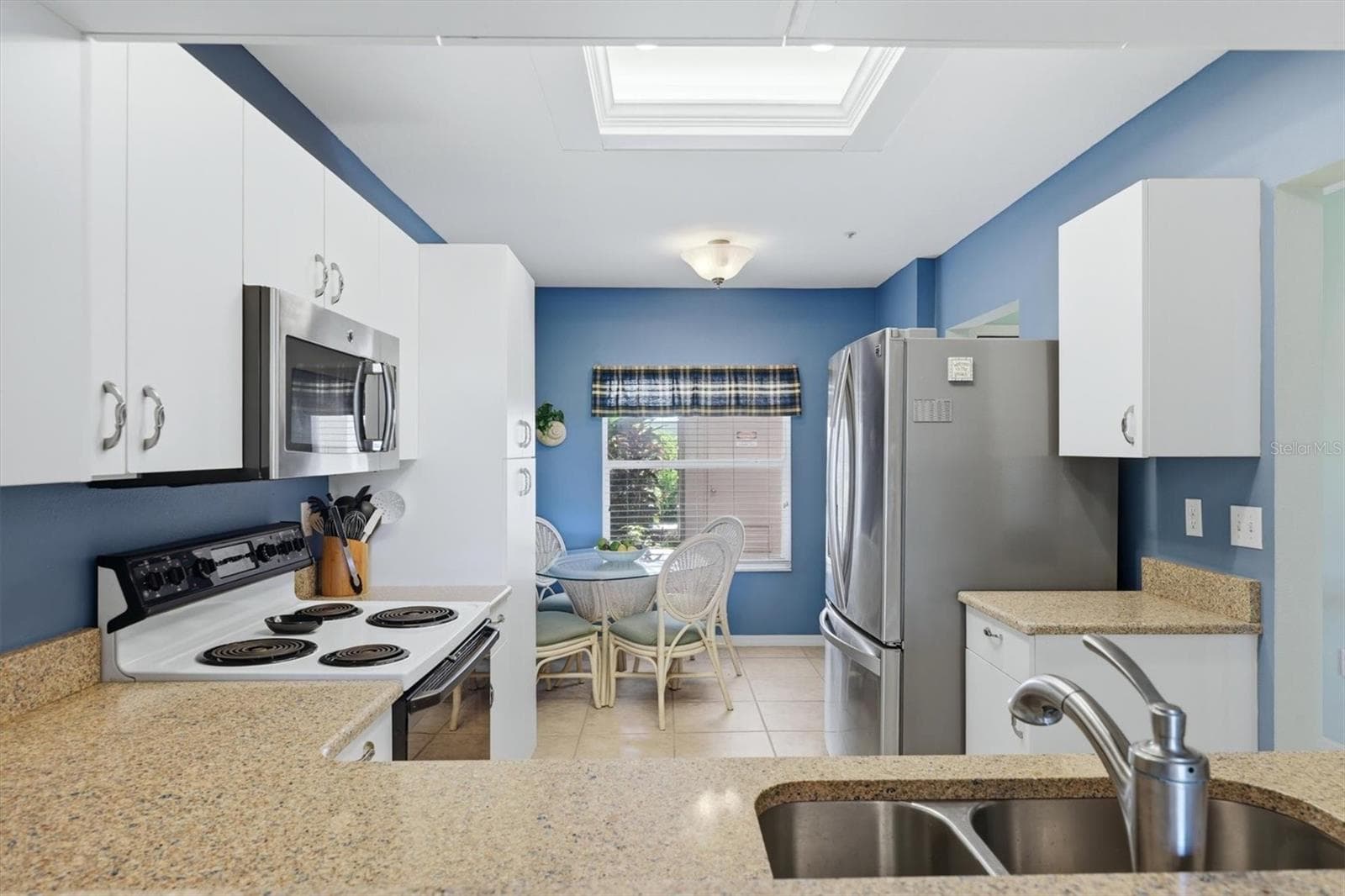 Condominium at 9610 CLUB SOUTH CIR #4107, SARASOTA, photo 23 of 70