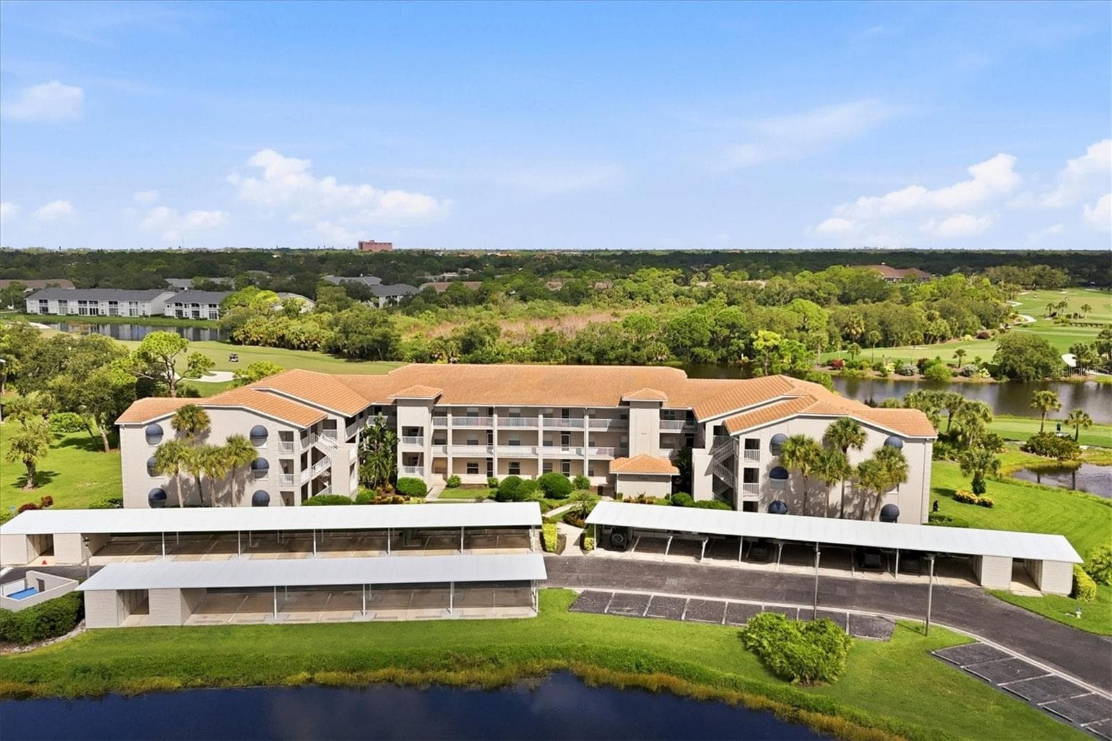 New carports and storage units being installed - 9610 CLUB SOUTH CIR #4107, SARASOTA