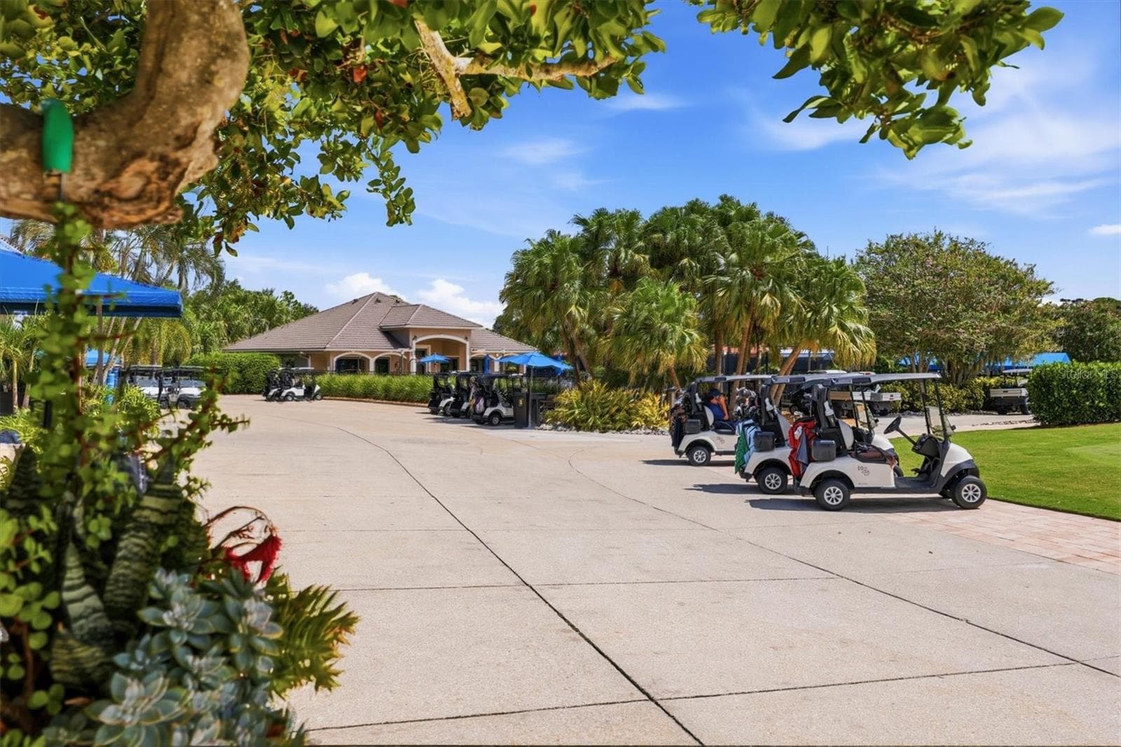 Condominium at 9610 CLUB SOUTH CIR #4107, SARASOTA, photo 61 of 70