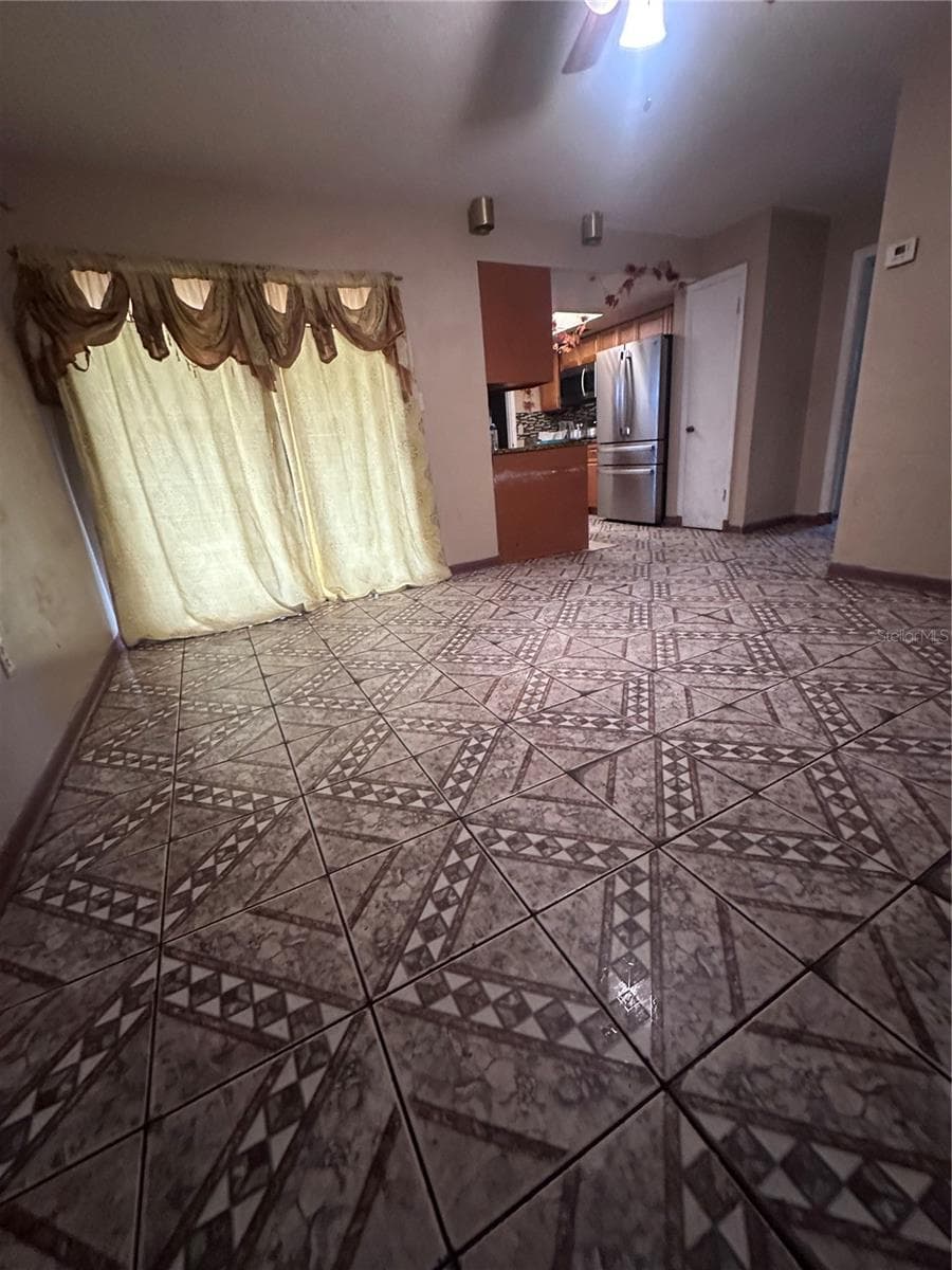 Single Family Residence at 1827 APPLEWOOD CT, ORLANDO, photo 7 of 10