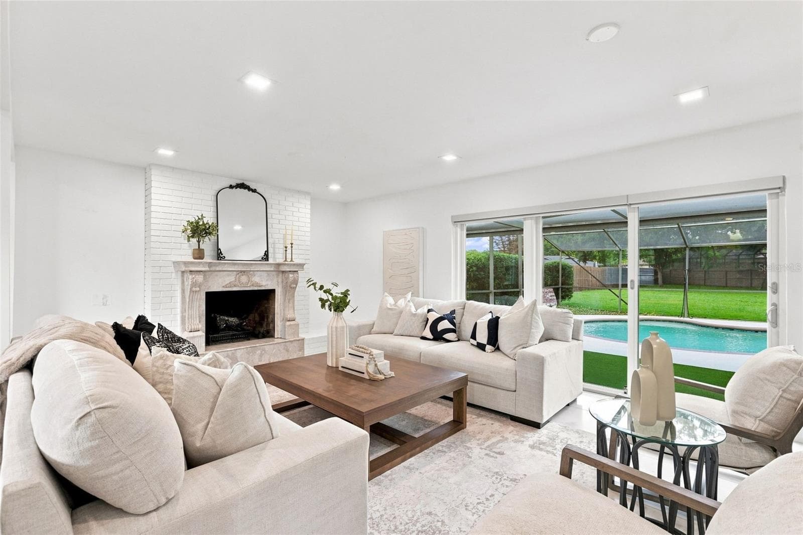 Living Room - 7621 ORANGE TREE LN, ORLANDO