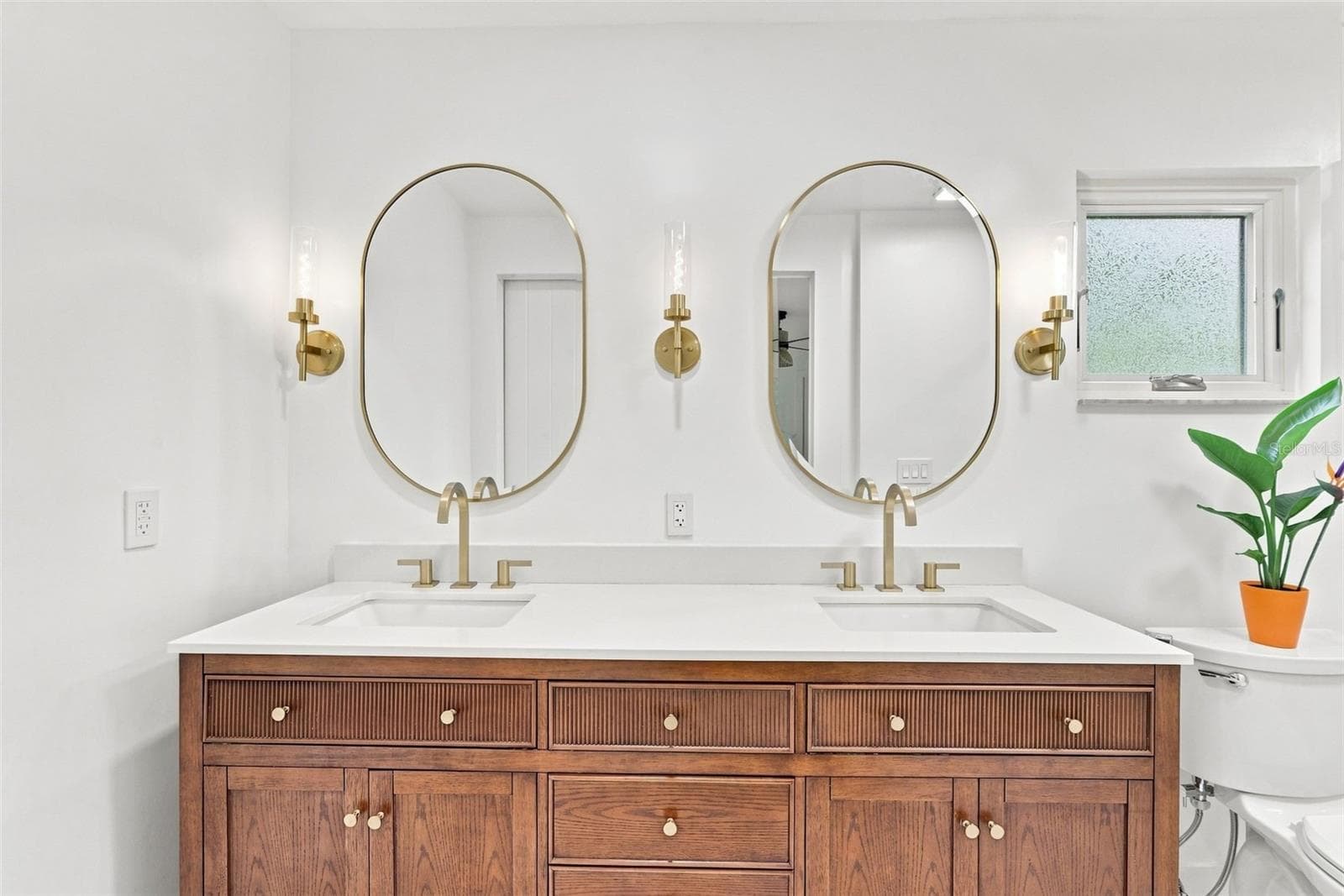 Brimary Bathroom - 7621 ORANGE TREE LN, ORLANDO