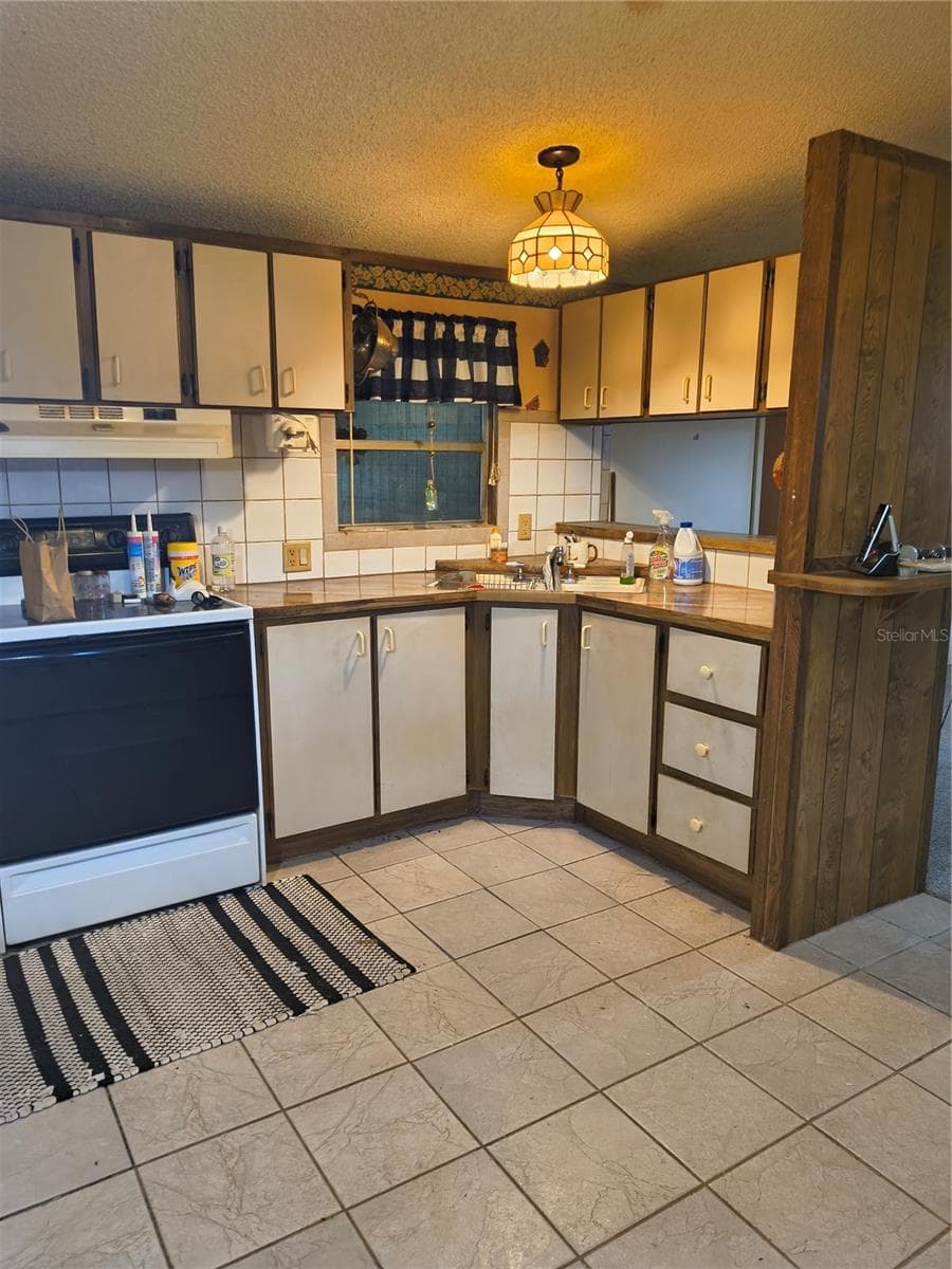 Kitchen - 18250 CAUFIELD RD, SPRING HILL