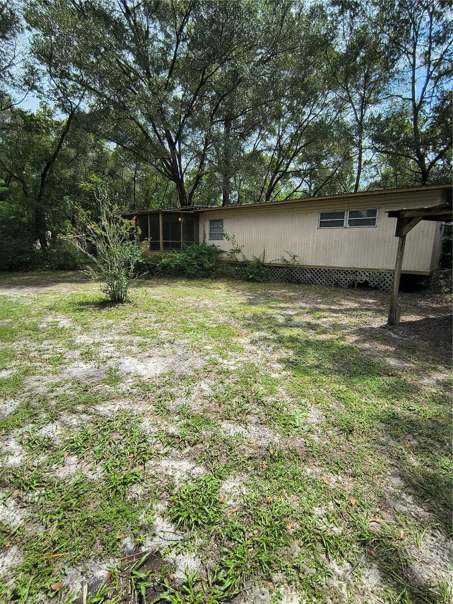 Manufactured Home at 18250 CAUFIELD RD, SPRING HILL, photo 28 of 45