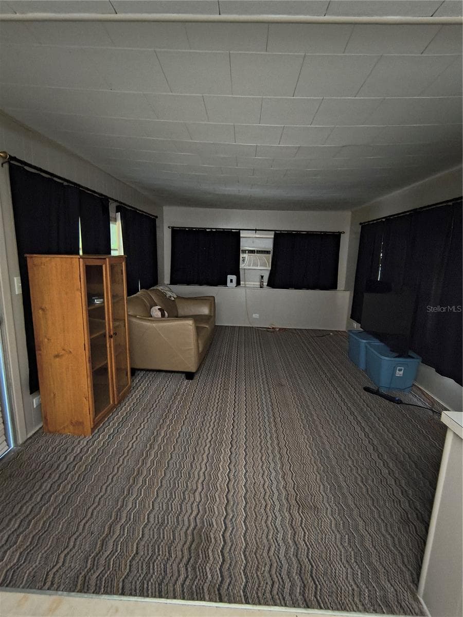 living room - 18250 CAUFIELD RD, SPRING HILL