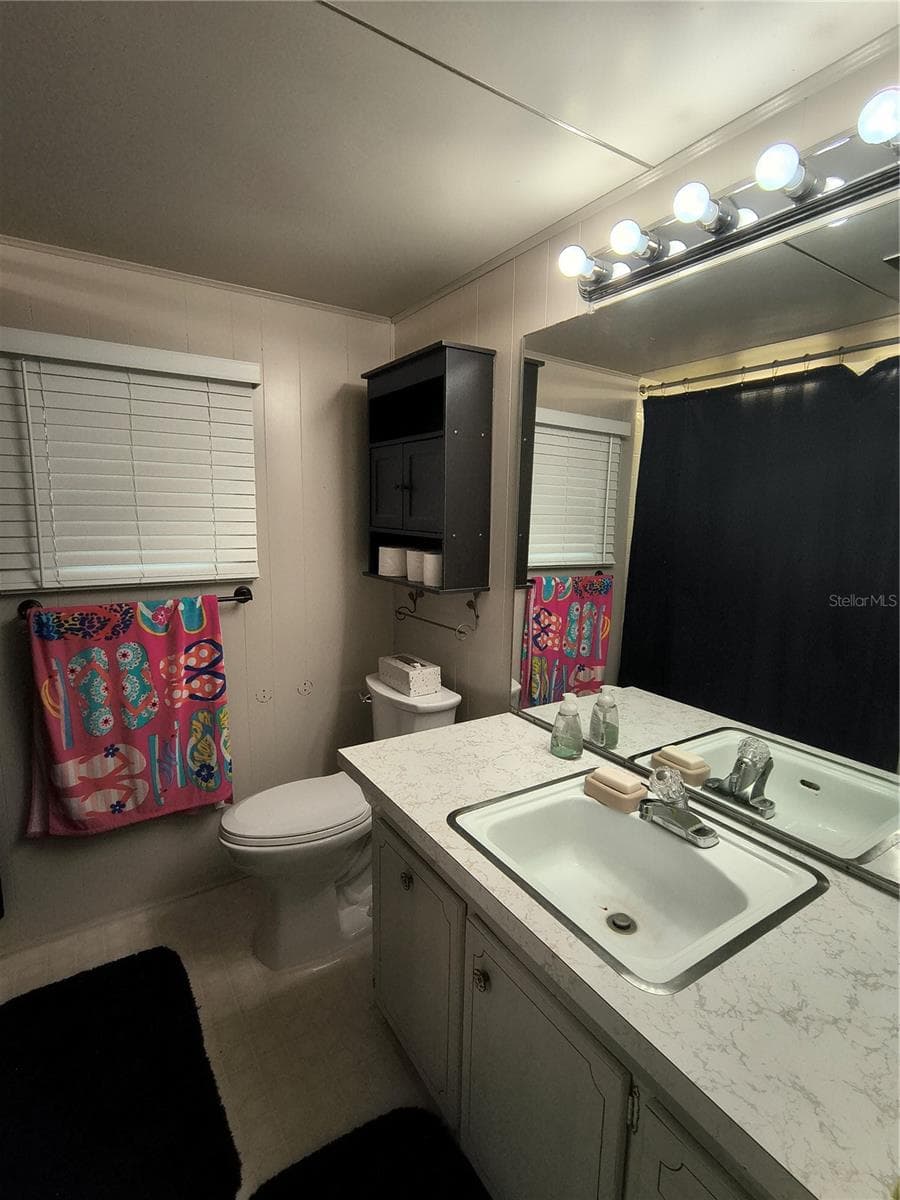 Bathroom - 18250 CAUFIELD RD, SPRING HILL