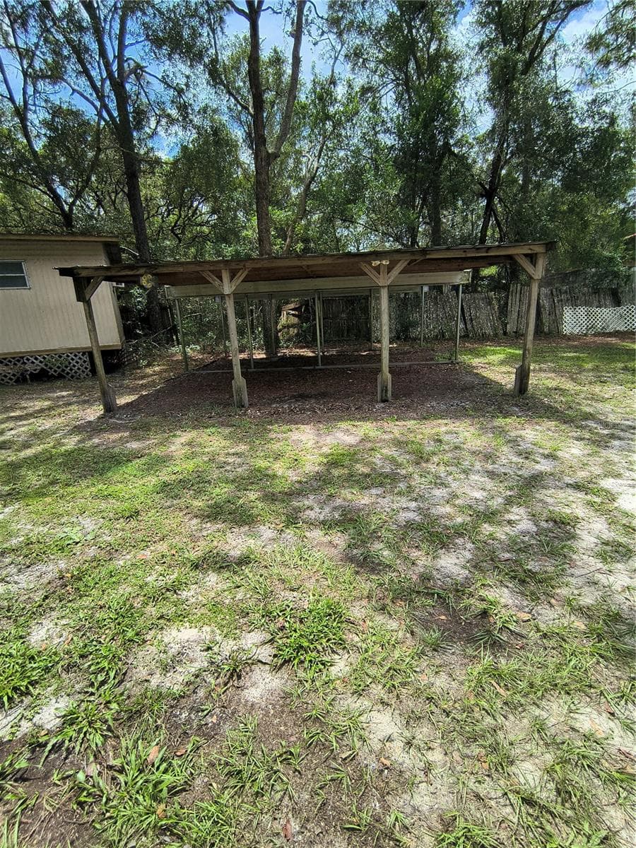Manufactured Home at 18250 CAUFIELD RD, SPRING HILL, photo 38 of 45