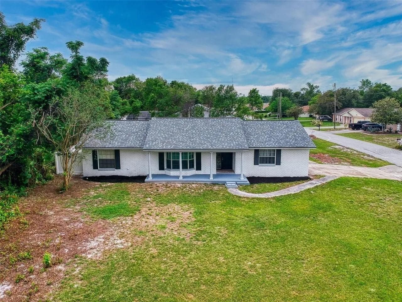 1836 PLUMTREE DR