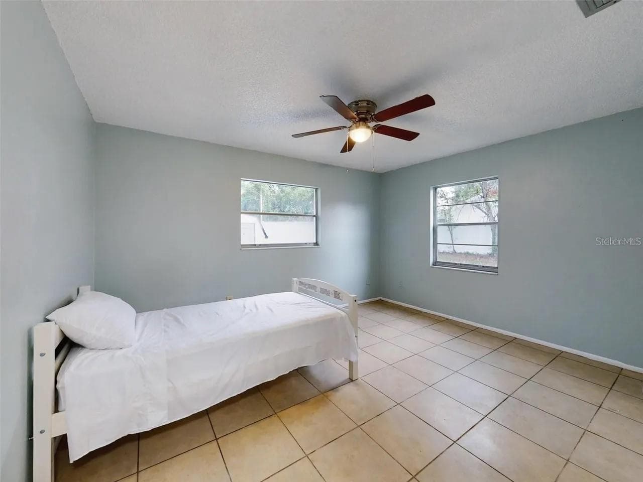 Single Family Residence at 1836 PLUMTREE DR, DELTONA, photo 25 of 41